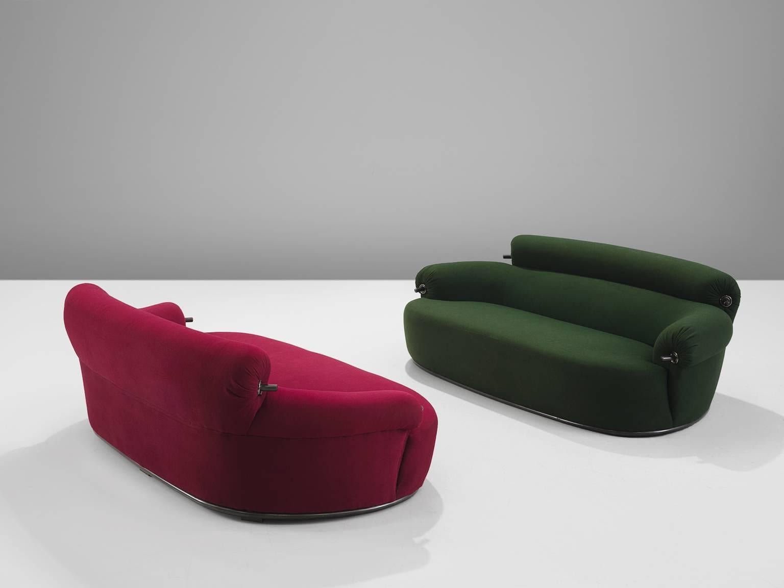 Luigi Caccia Dominioni for Azucena, toro sofa, red and green fabric, Italy, 1979.

This sofa model 'P20B Toro' is produced by Azucena. The set of sofas is designed by Luigi Caccio Dominioni who was based in Milan. The sofa is nicknamed Toro which is