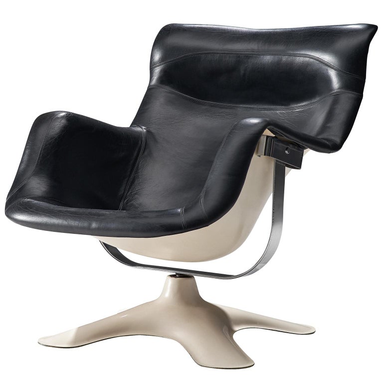 Yrjö Kukkapuro Karuselli lounge chair, 1960s. Offered by Morentz