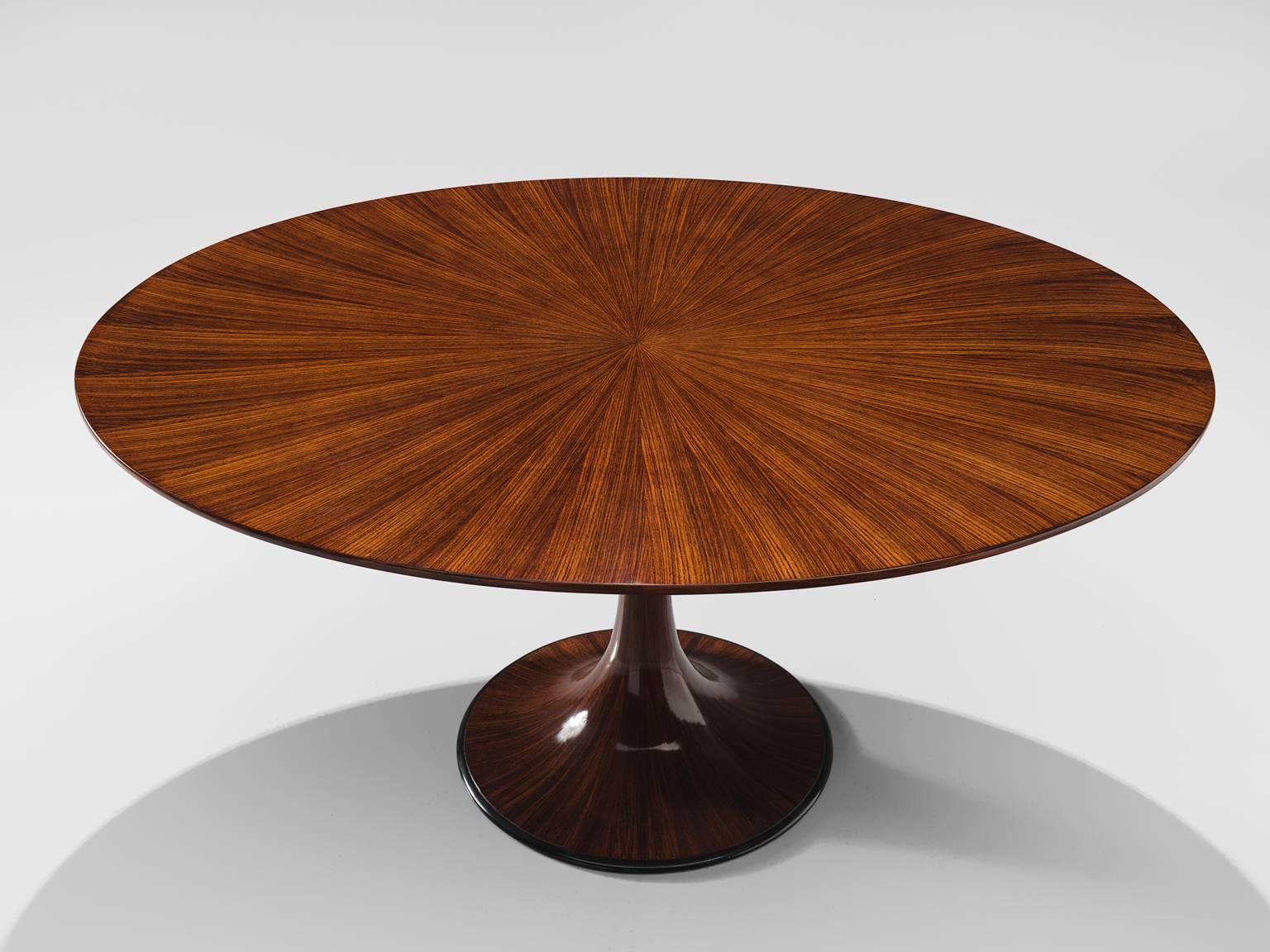 italien Table de salle à manger ovale Luigi Massoni en bois de rose
