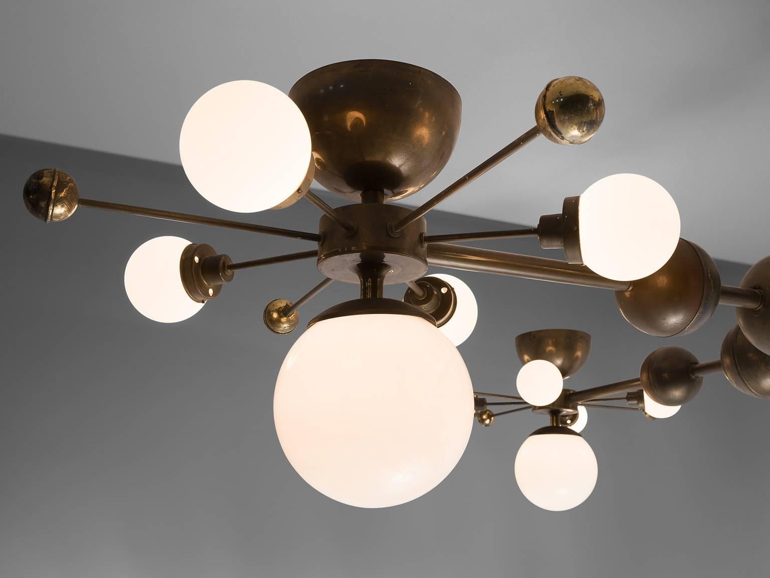 Three Extremely Large Crossed Sputnik Chandeliers In Good Condition In Waalwijk, NL
