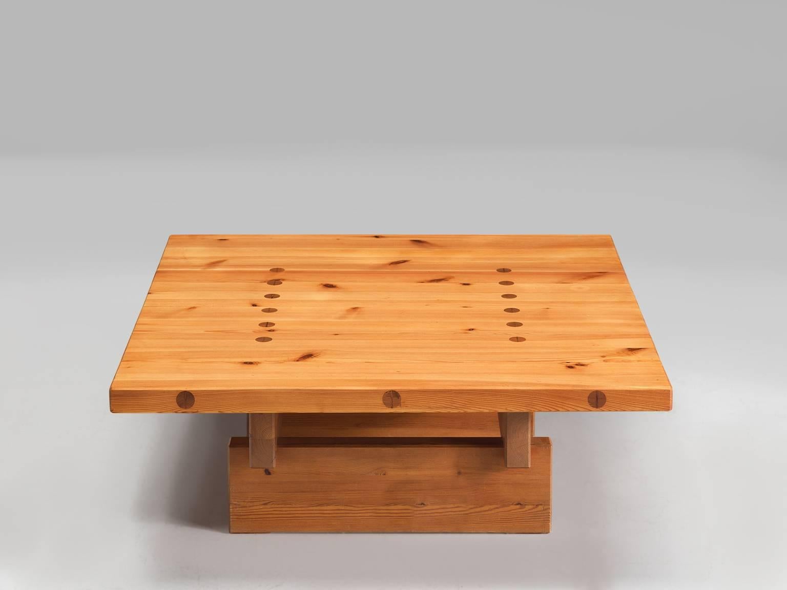 roland coffee table