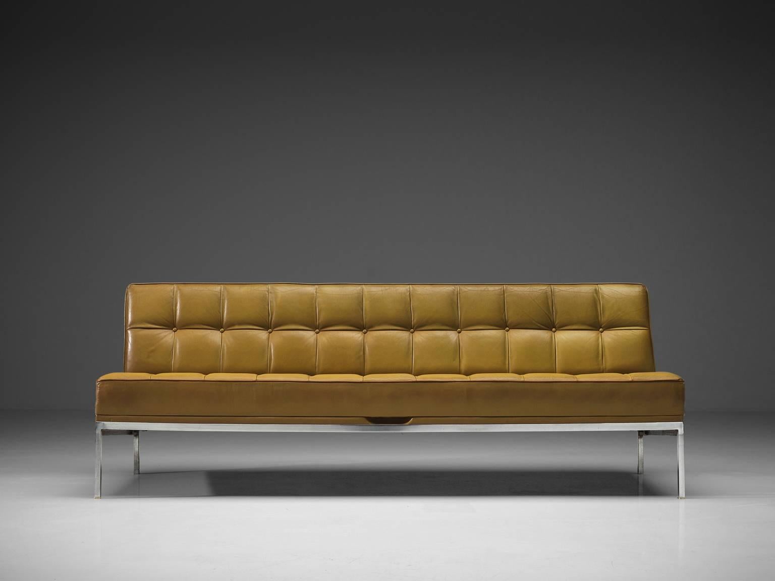 Johannes Spalt for Wittmann, 'Constanze' cognac green leather, steel, Austria, 1960s. 

This Austrian daybed named 'Constanze' is typical for Mid-Century Modern design. The tufted leather seat and back is constructed with the slick and clean metal