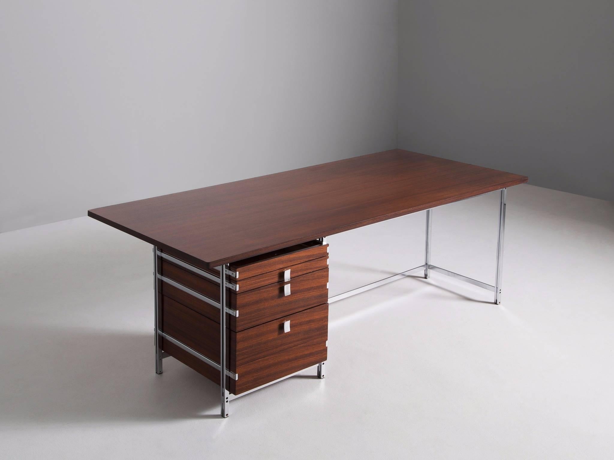 Set of two desks, in rosewood and chrome by Jules Wabbes for Mobilier Universel, Belgium, 1960s.

Set of two desks by Jules Wabbes. These items are in excellent restored condition, with minor signs of age visible. These desks, with a solid chromed