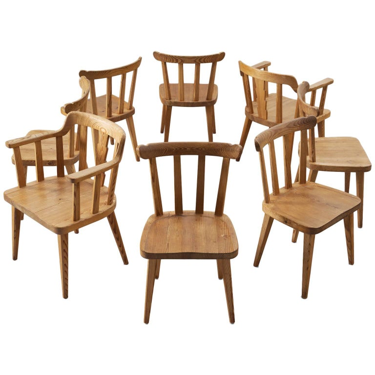 Set of Eight Dining Chairs in Pine For Sale at 1stDibs