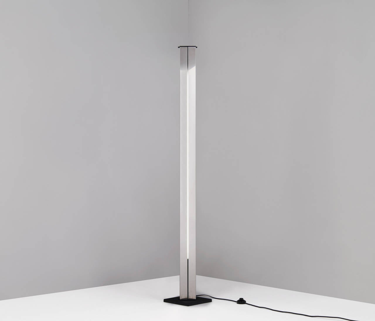 Mid-Century Modern Ettore Sottsass Moonlight Floor Lamp, Italy, 1970