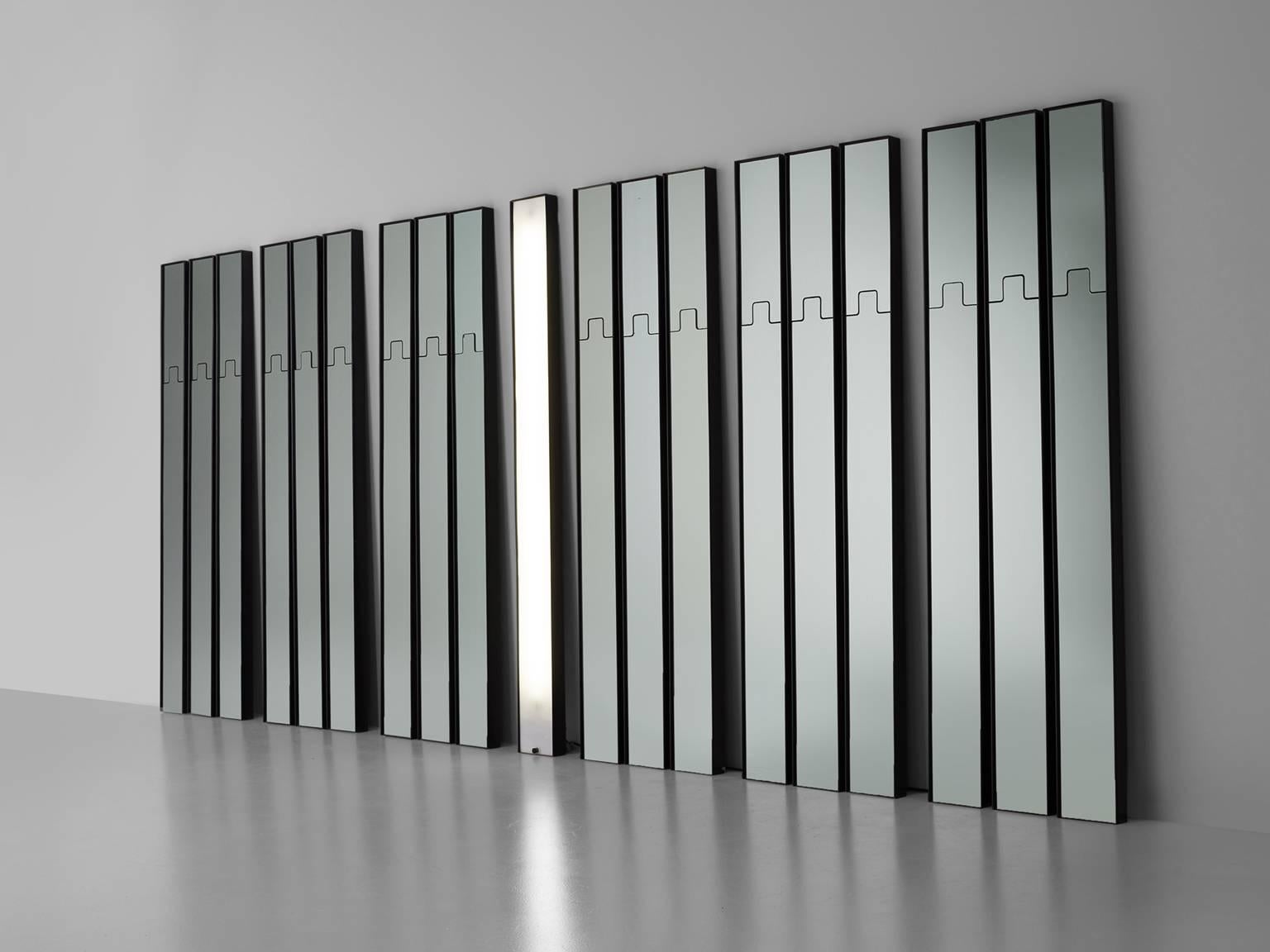 Post-Modern Luciano Bertoncini 'Gronda' Mirror Coat Rack 18 Wall Elements, 1970