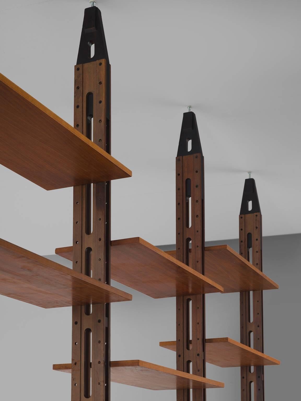 Modular Walnut Italian Bookcase, circa 1960 (Metall)