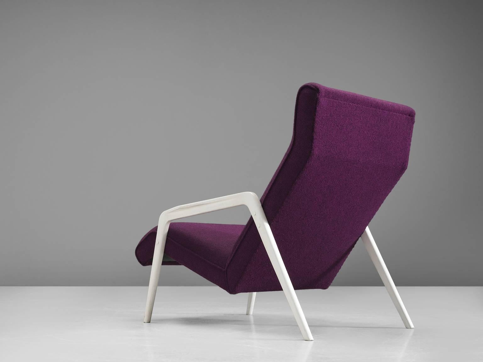 Italian Lounge Chair in Purple Upholstery In Good Condition In Waalwijk, NL
