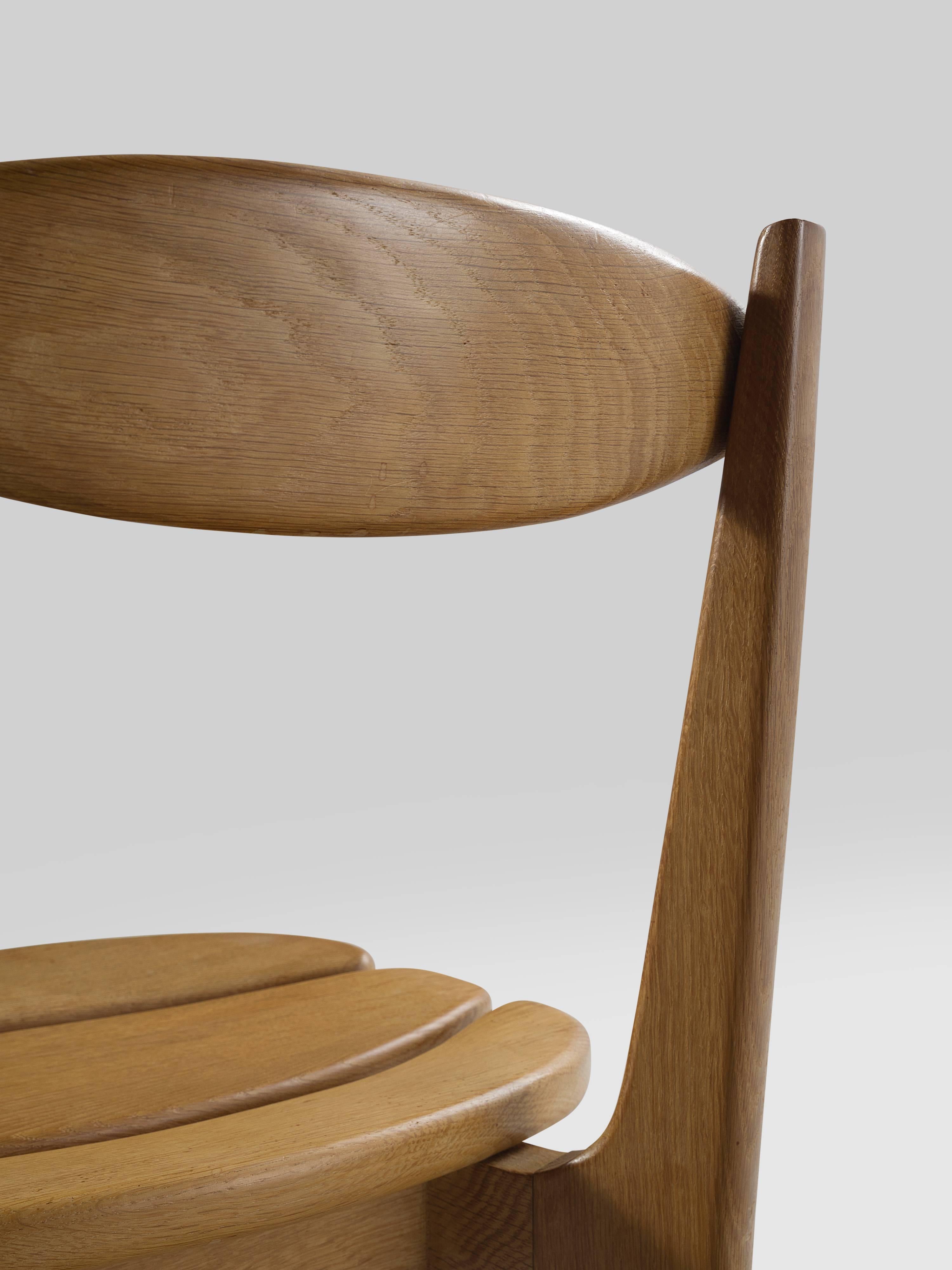 Guillerme & Chambron Set of Dining Chairs in Solid Oak 2