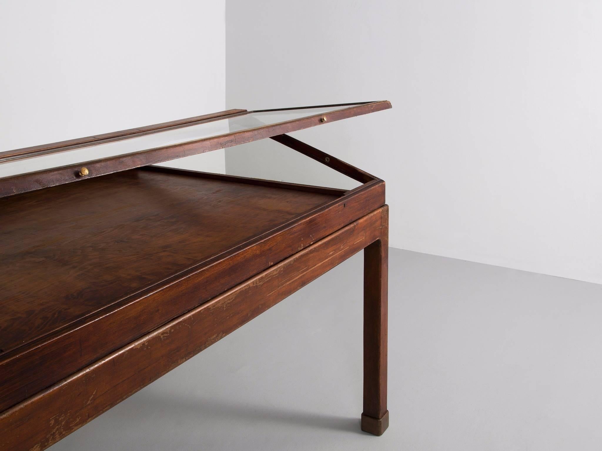 European Large Table Vitrine Showcase in Oak and Glass