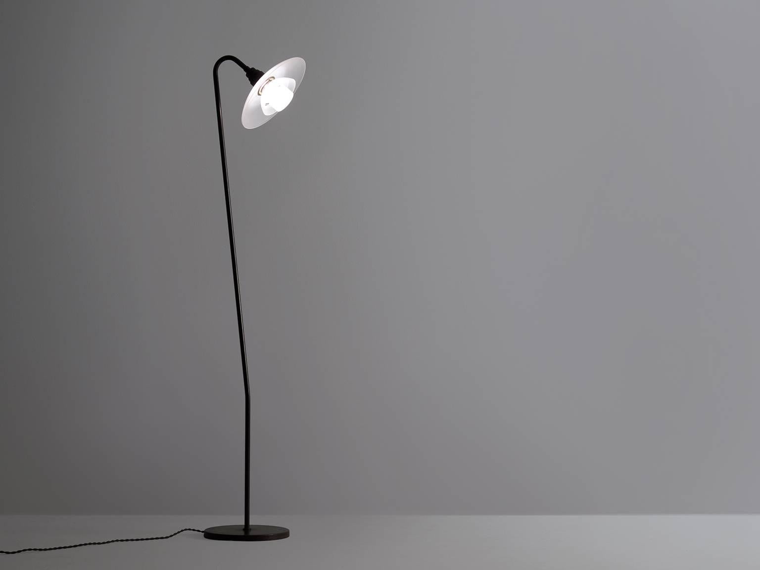PH-7 floorlamp, in metal and glass, by Poul Henningsen for Louis Poulsen, Denmark 1933. 

Wonderful example of standing lamps from superb Danish quality. This example, also named 'PH-7' or the 'Standard lamp' was designed by Poul Henningsen in 1933,