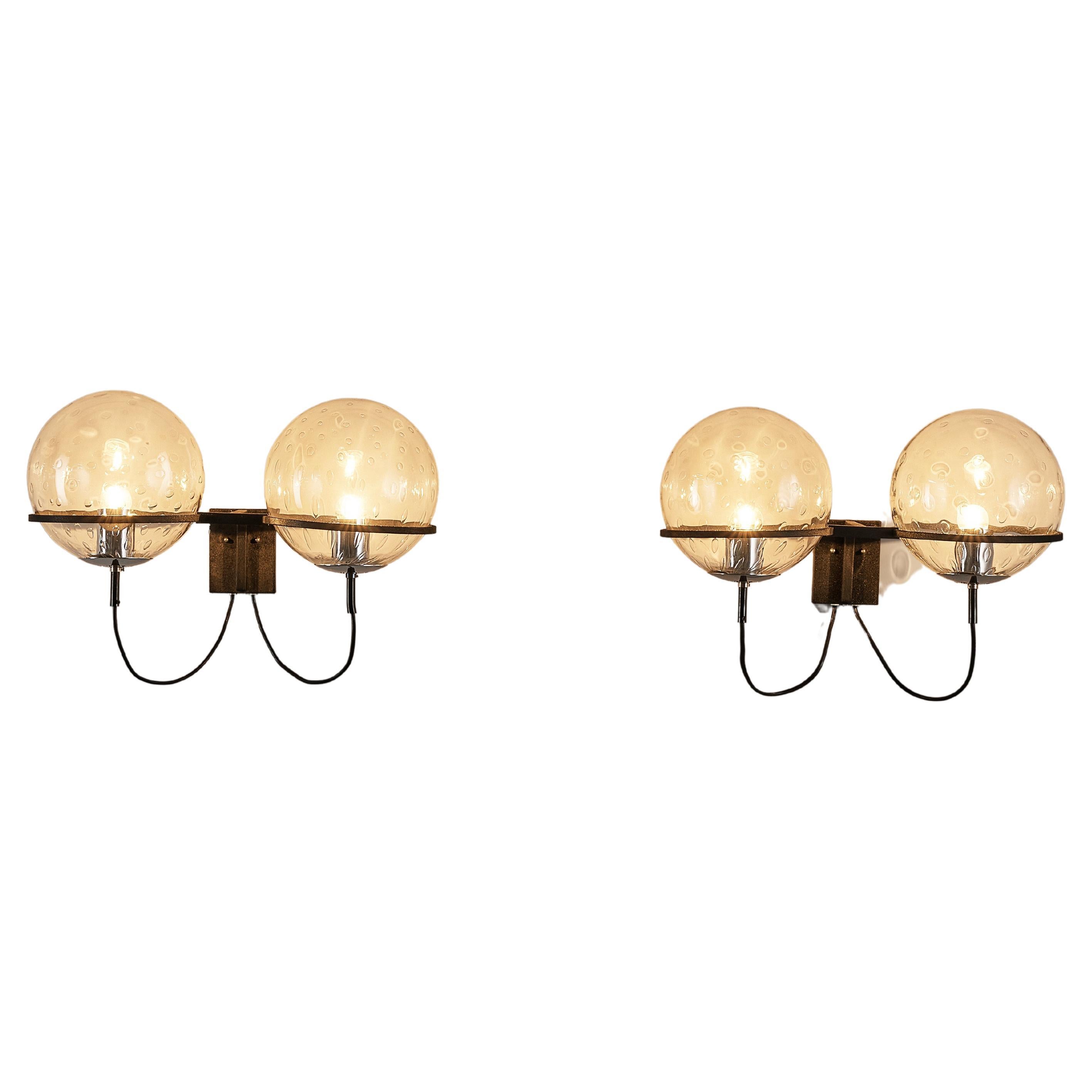 RAAK Pair of Wall Lights in Chrome and Structured Glass For Sale