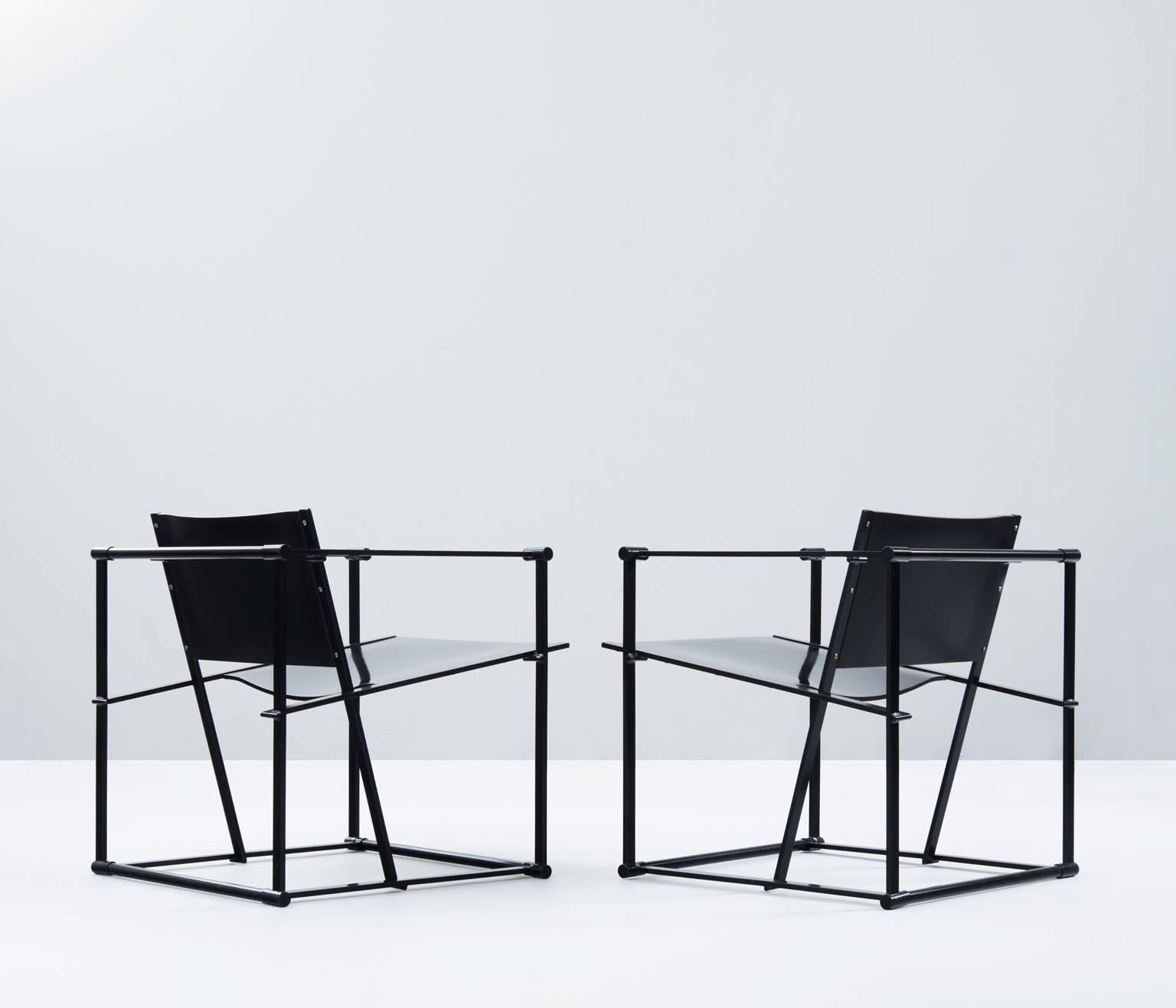 Late 20th Century Set of Two Black Lounge Chairs for Pastoe