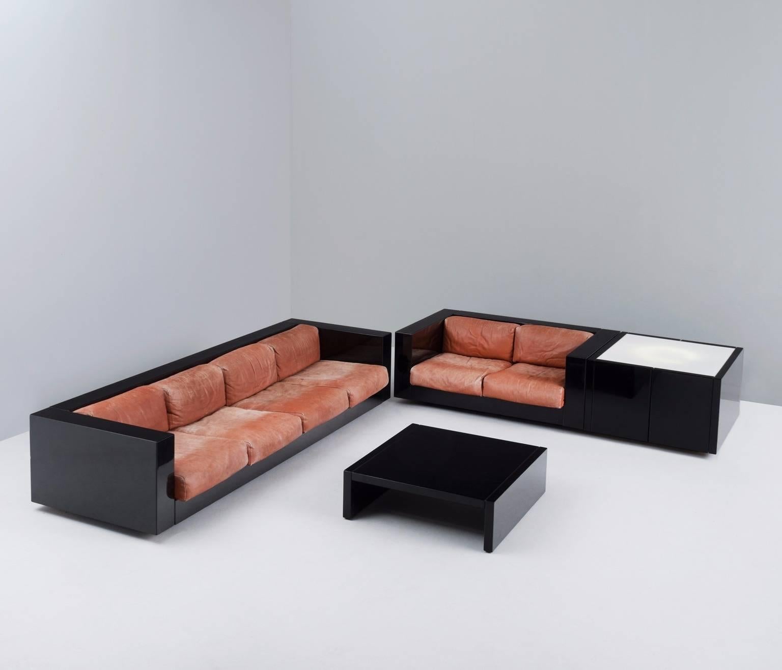 Lella & Massimo Vignelli 'Sartoga' Four-Seat Sofa In Good Condition In Waalwijk, NL