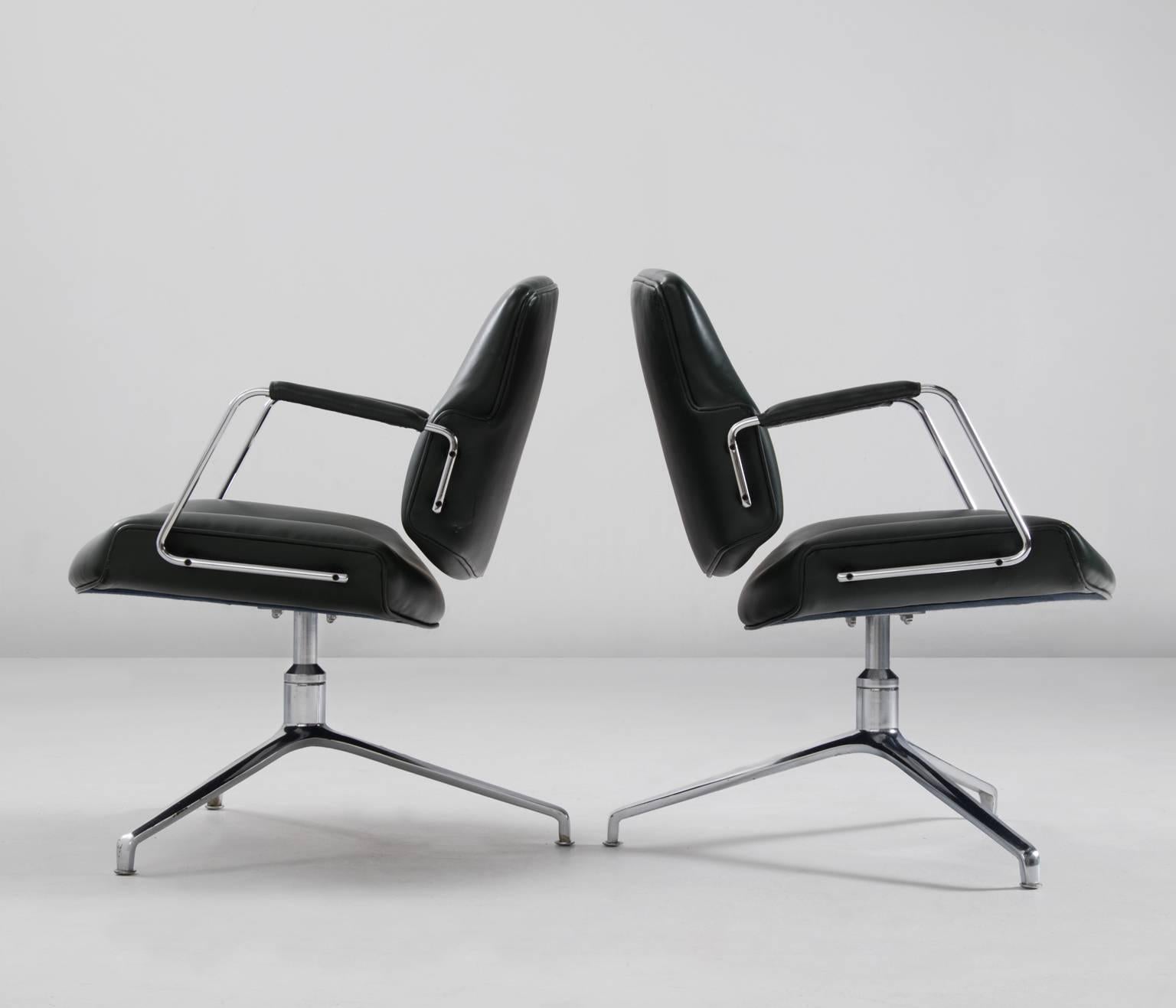 Fabricius and Kastholm Set of Six FK84 Office Chairs In Excellent Condition In Waalwijk, NL