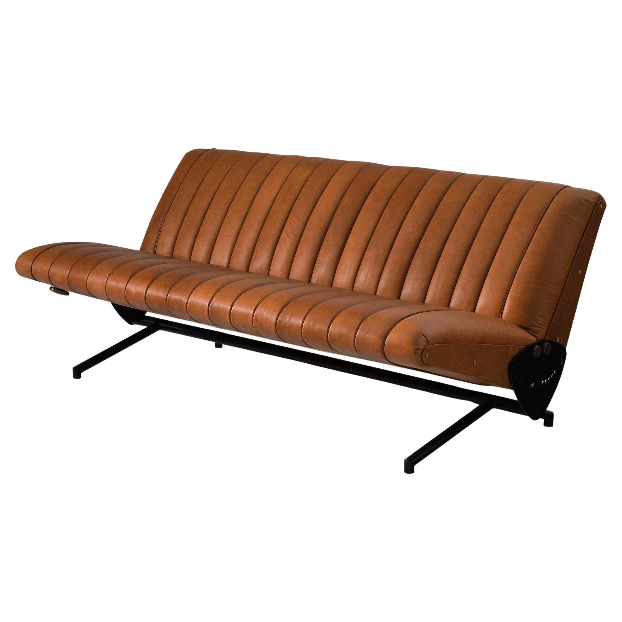 Osvaldo Borsani for Tecno 'D70' Sofa in Cognac Brown Leather  For Sale