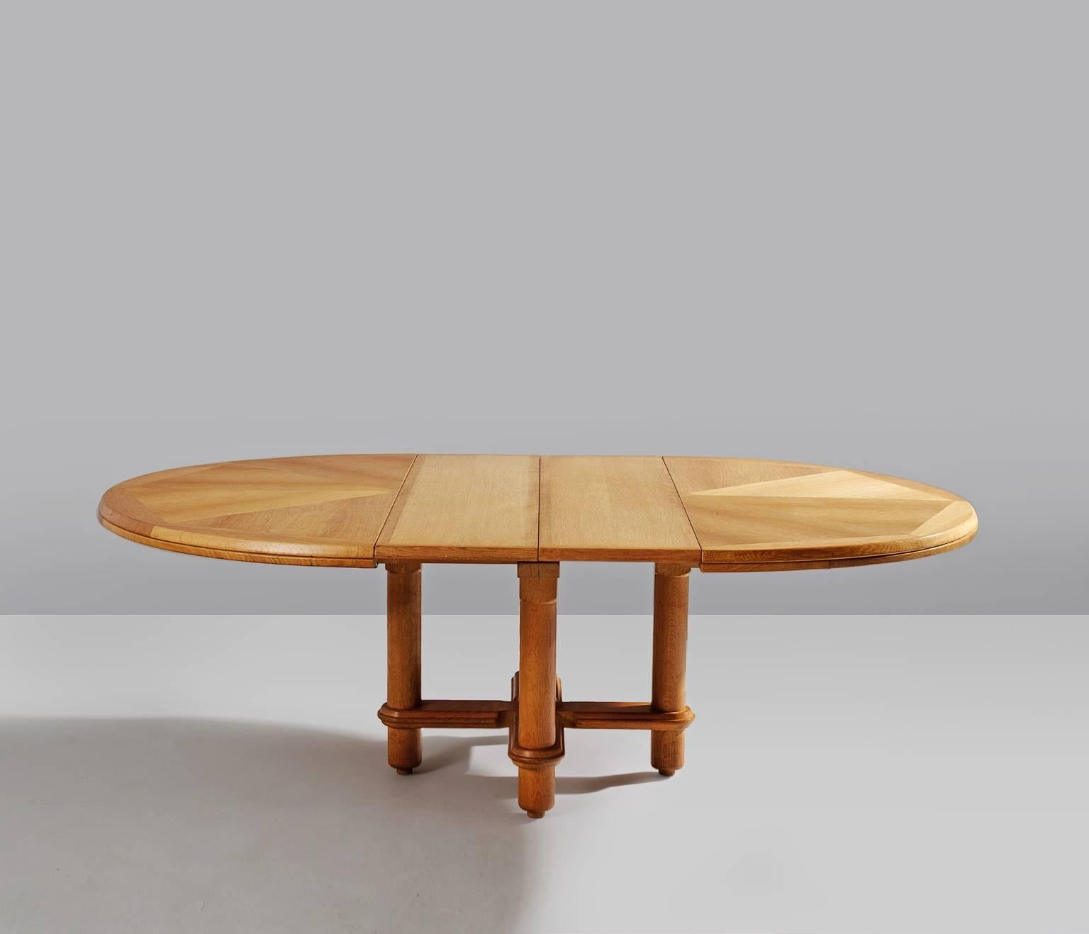 French Guillerme et Chambron 'Victorine' Dining Table in Solid Oak, France, 1960s