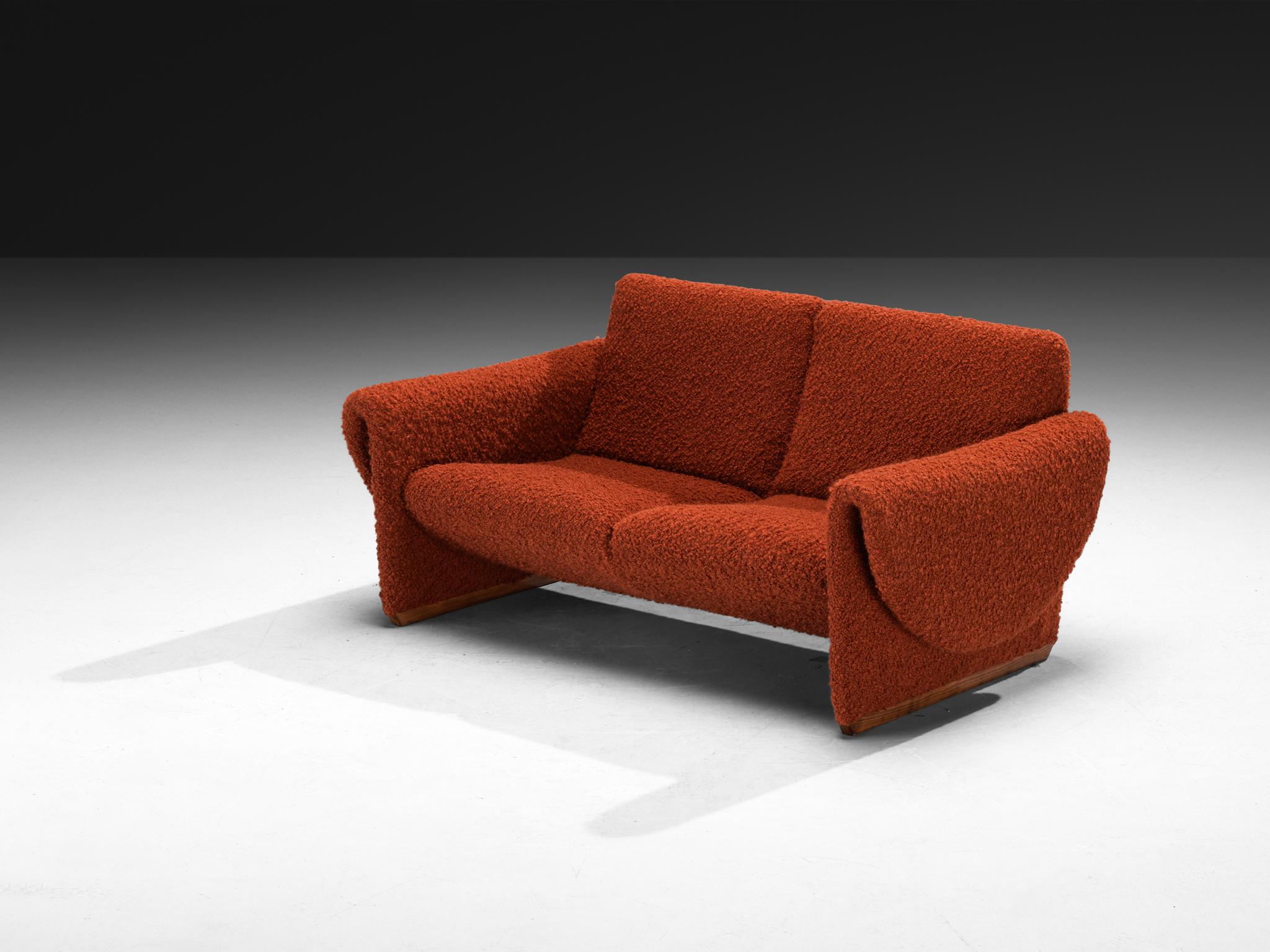 Louis Paolozzi für Zol, Sofa, Modell 'Rondo', Buche, Stoff, Italien, Entwurf 1968 

Dieses seltene und auffällige Zweisitzer-Sofa, Modell 