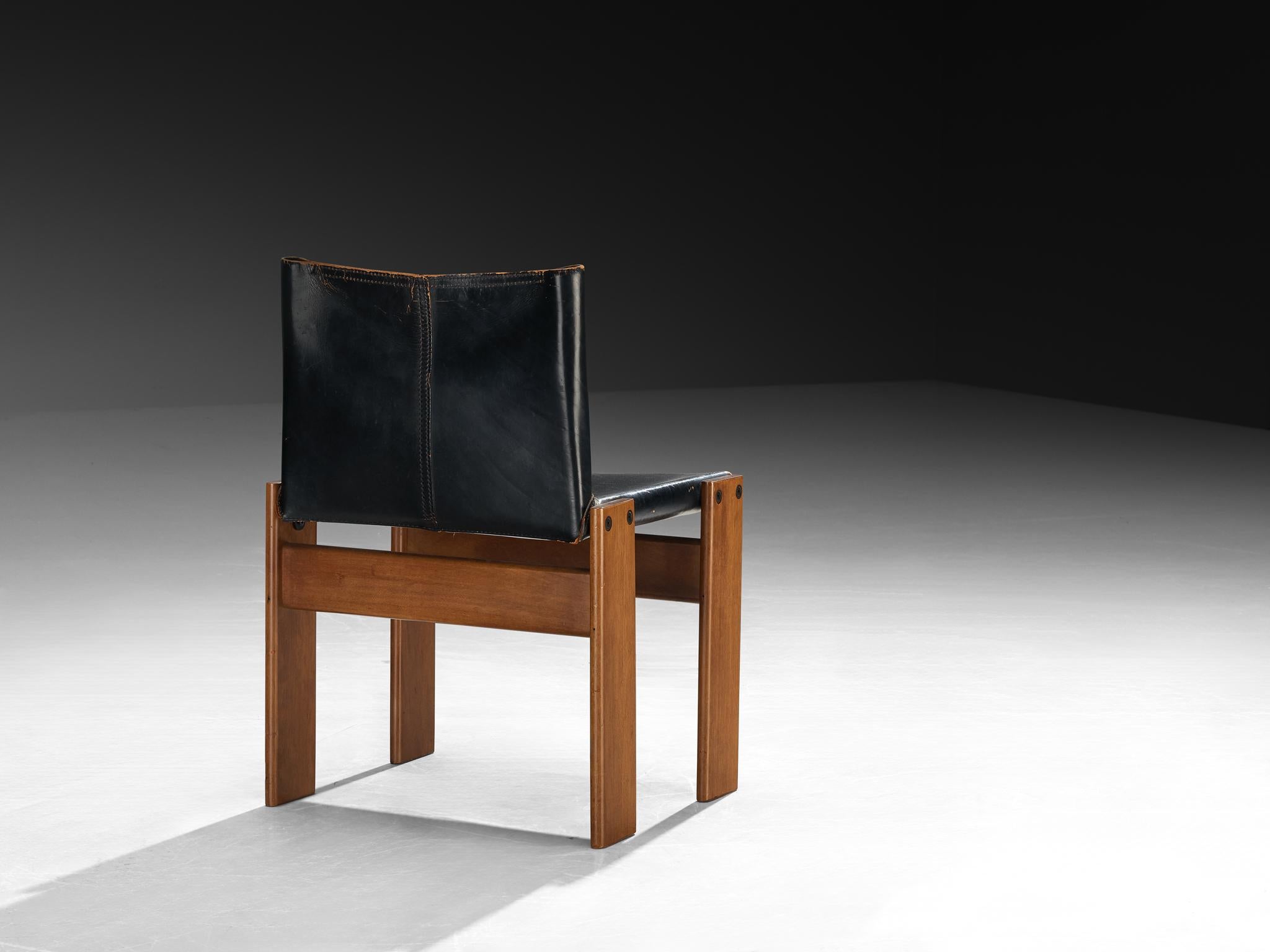 Afra & Tobia Scarpa for Molteni Set of Six 'Monk' Dining Chairs in Walnut and Leather im Angebot 3