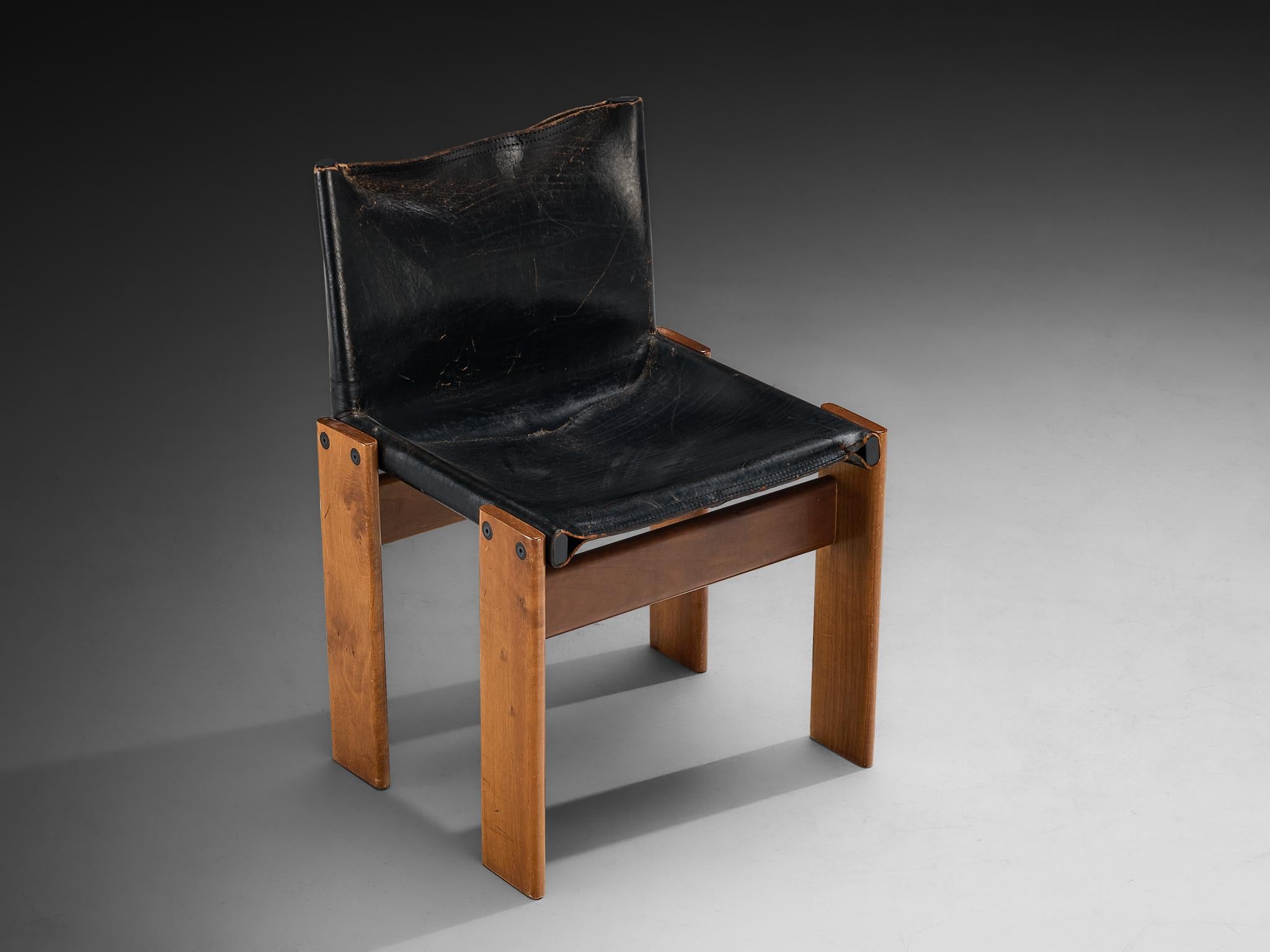 Afra & Tobia Scarpa for Molteni Set of Six 'Monk' Dining Chairs in Walnut and Leather im Angebot 4