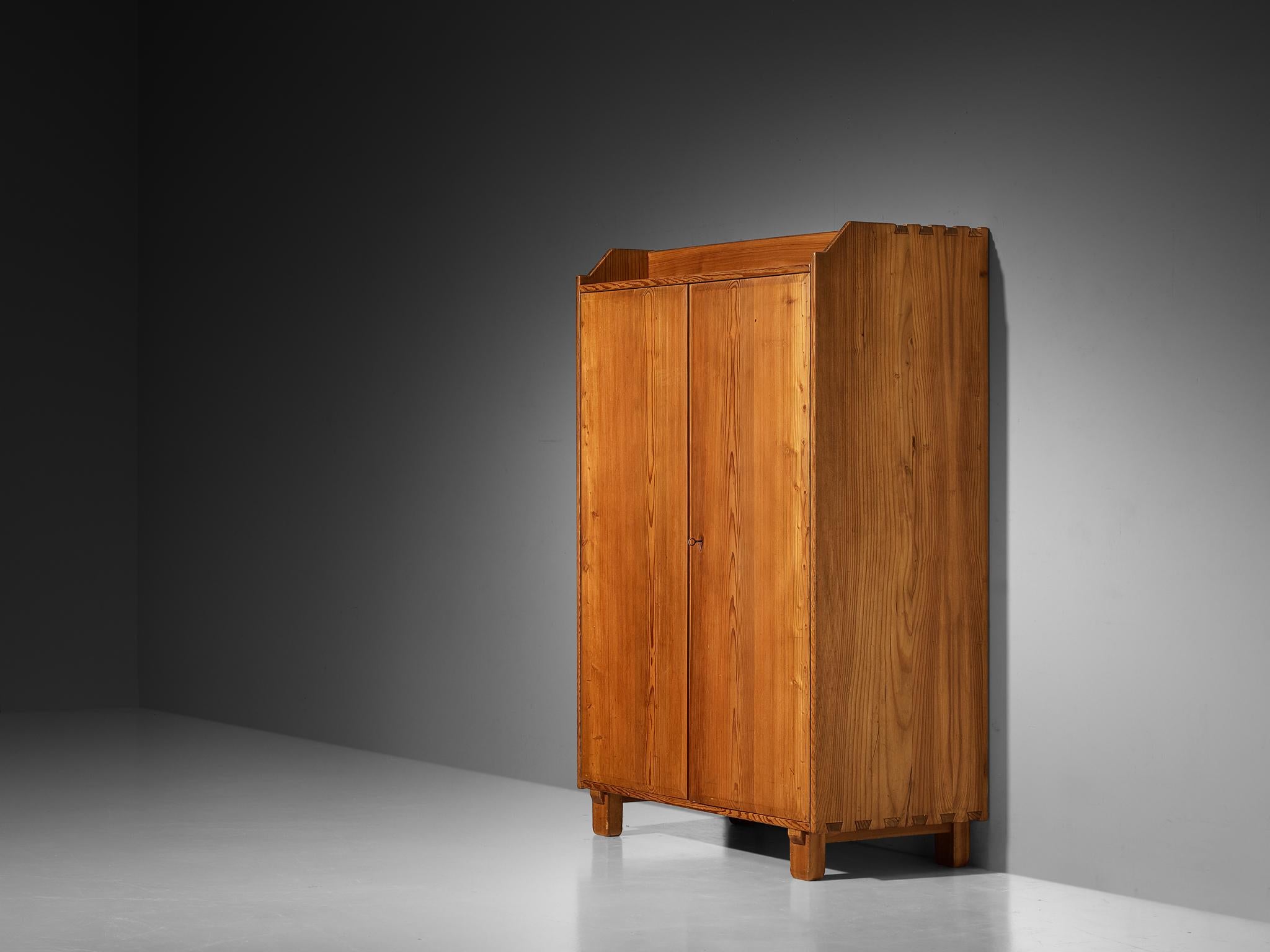 French Cabinet in Pine and Brass Details For Sale 3