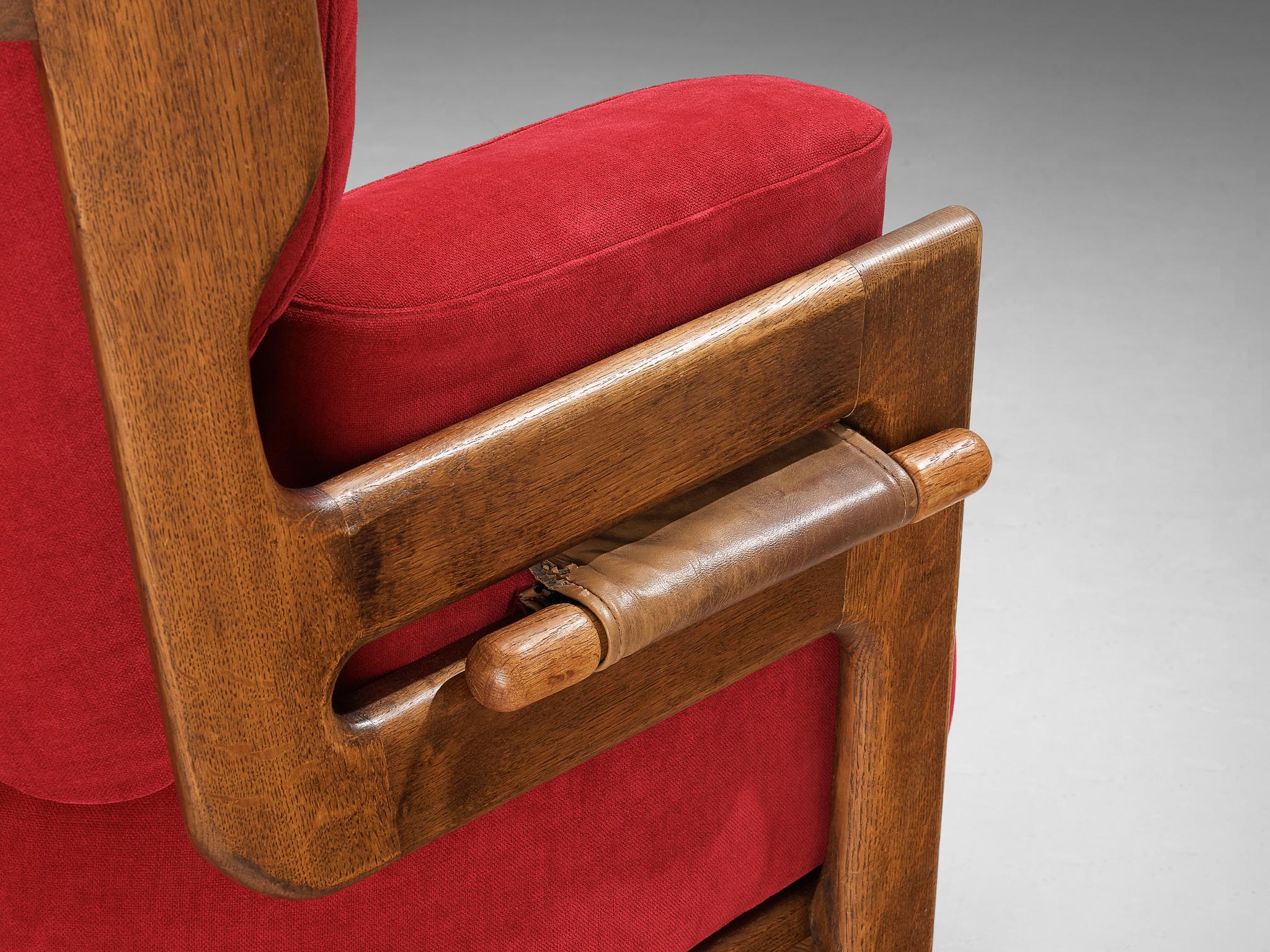 Guillerme & Chambron Sofa „Denis“ aus massiver Eiche und rot-rosa Samt im Angebot 4