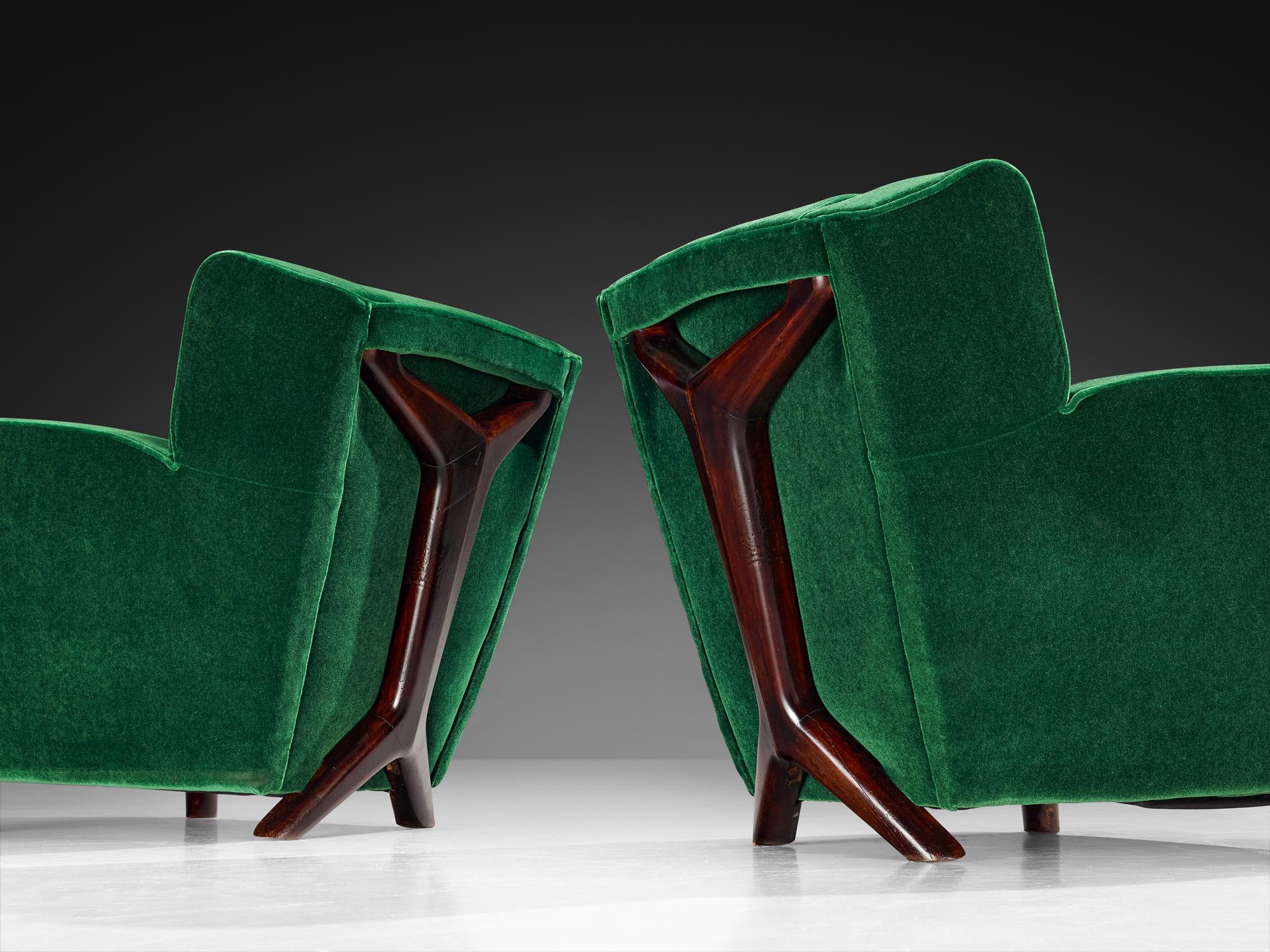 Paire de chaises longues modernes du milieu du siècle en mohair vert forêt par Pierre Frey en vente 1