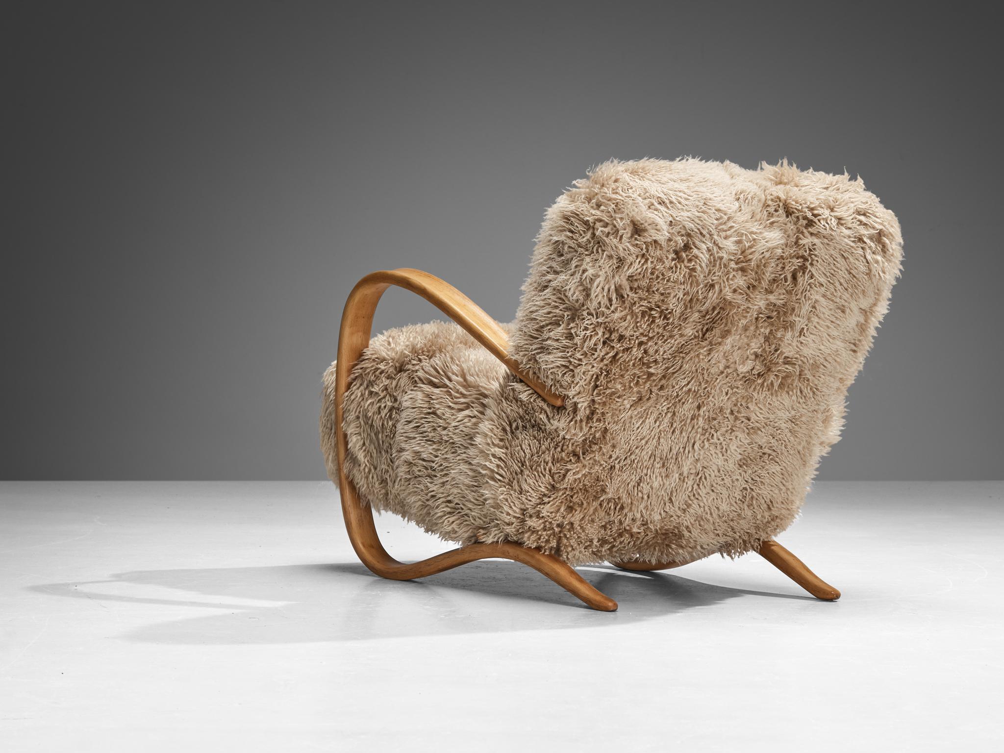 Art Déco Inserzione speciale per C.: Due sedie da salotto Jindrich Halabala in pelle di pecora beige in vendita