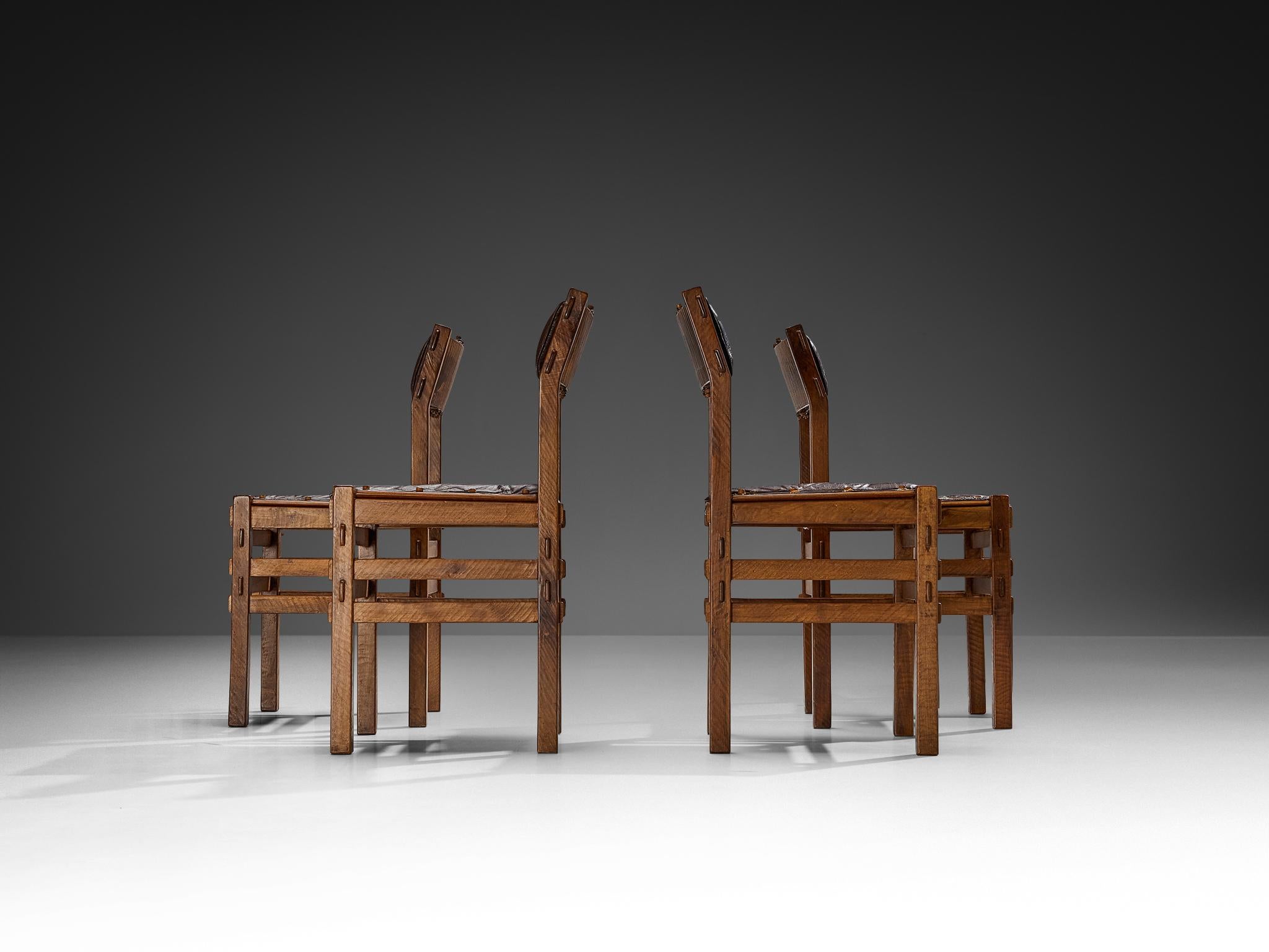 Mid-Century Modern Giuseppe Rivadossi for Officina Rivadossi Set of Four Dining Chairs in Walnut For Sale
