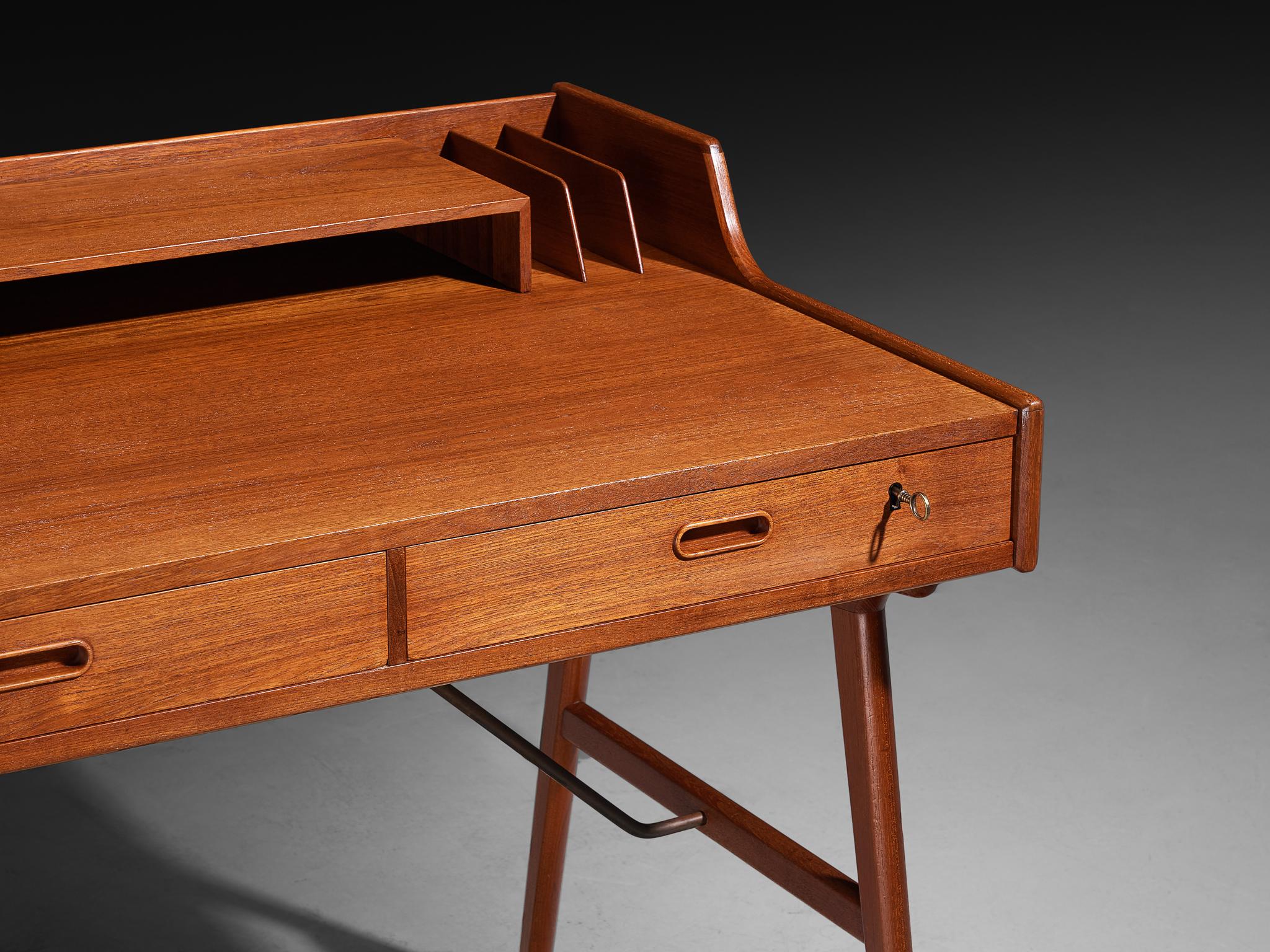Scandinavian Modern Arne Wahl Iversen for Vinde Møbelfabrik Writing Desk in Teak For Sale