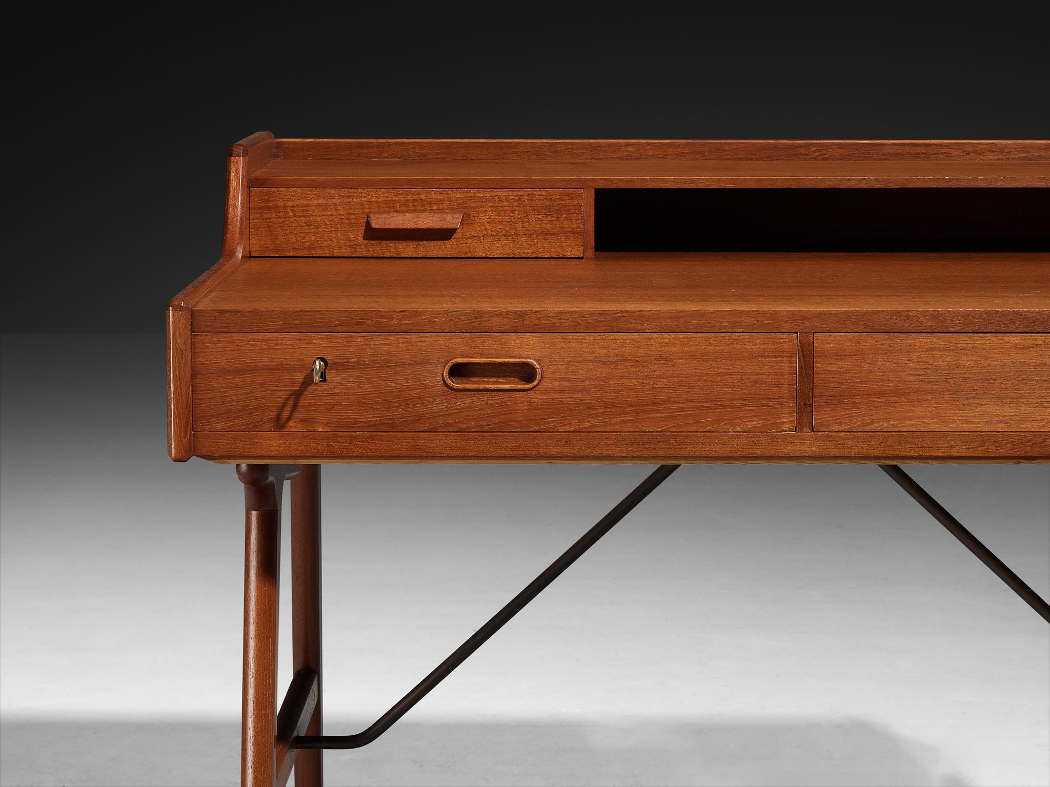 Danish Arne Wahl Iversen for Vinde Møbelfabrik Writing Desk in Teak For Sale