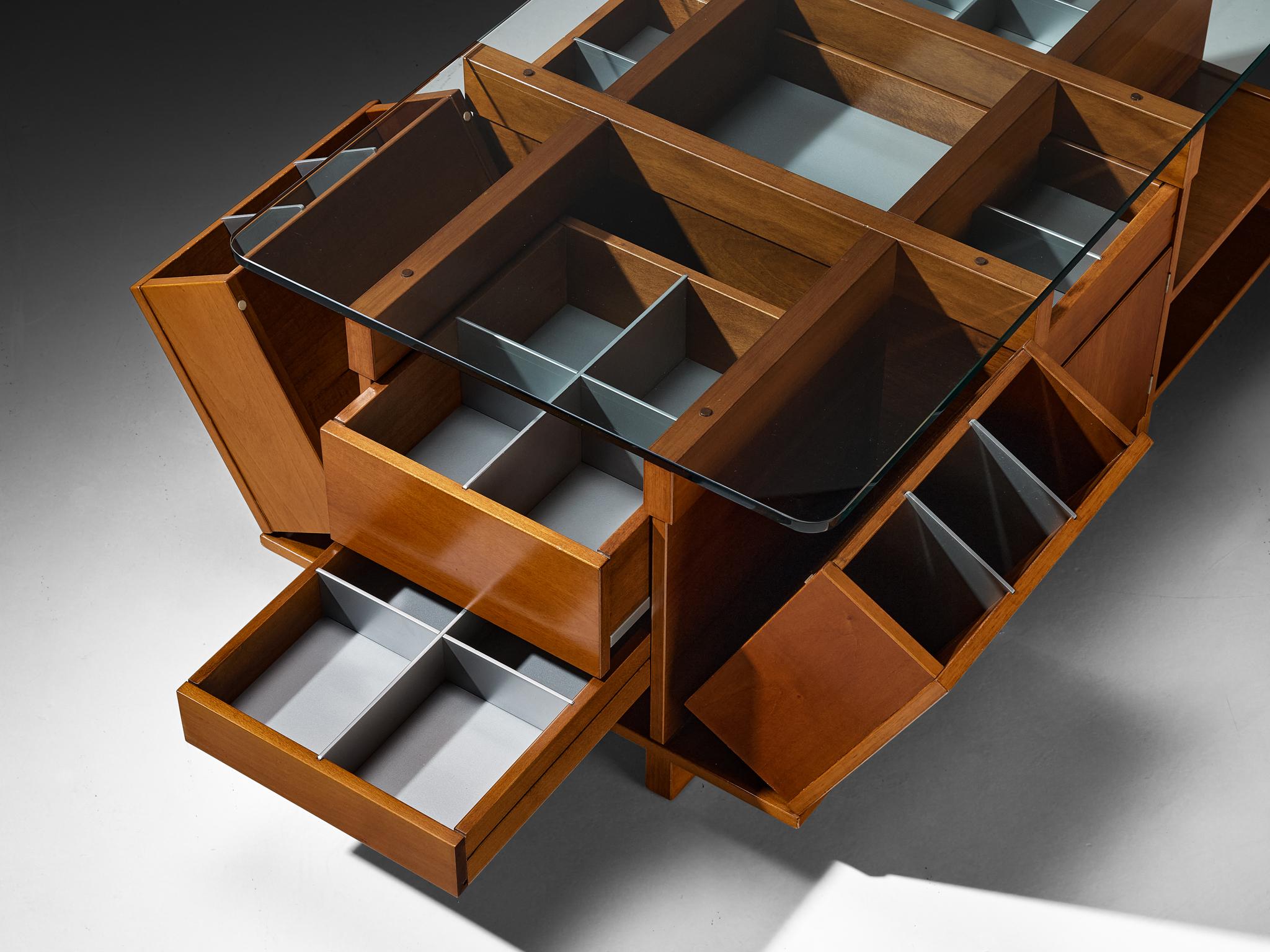 1970s Italian Assymetrical Grid Coffee Table in Walnut and Glass For Sale 2
