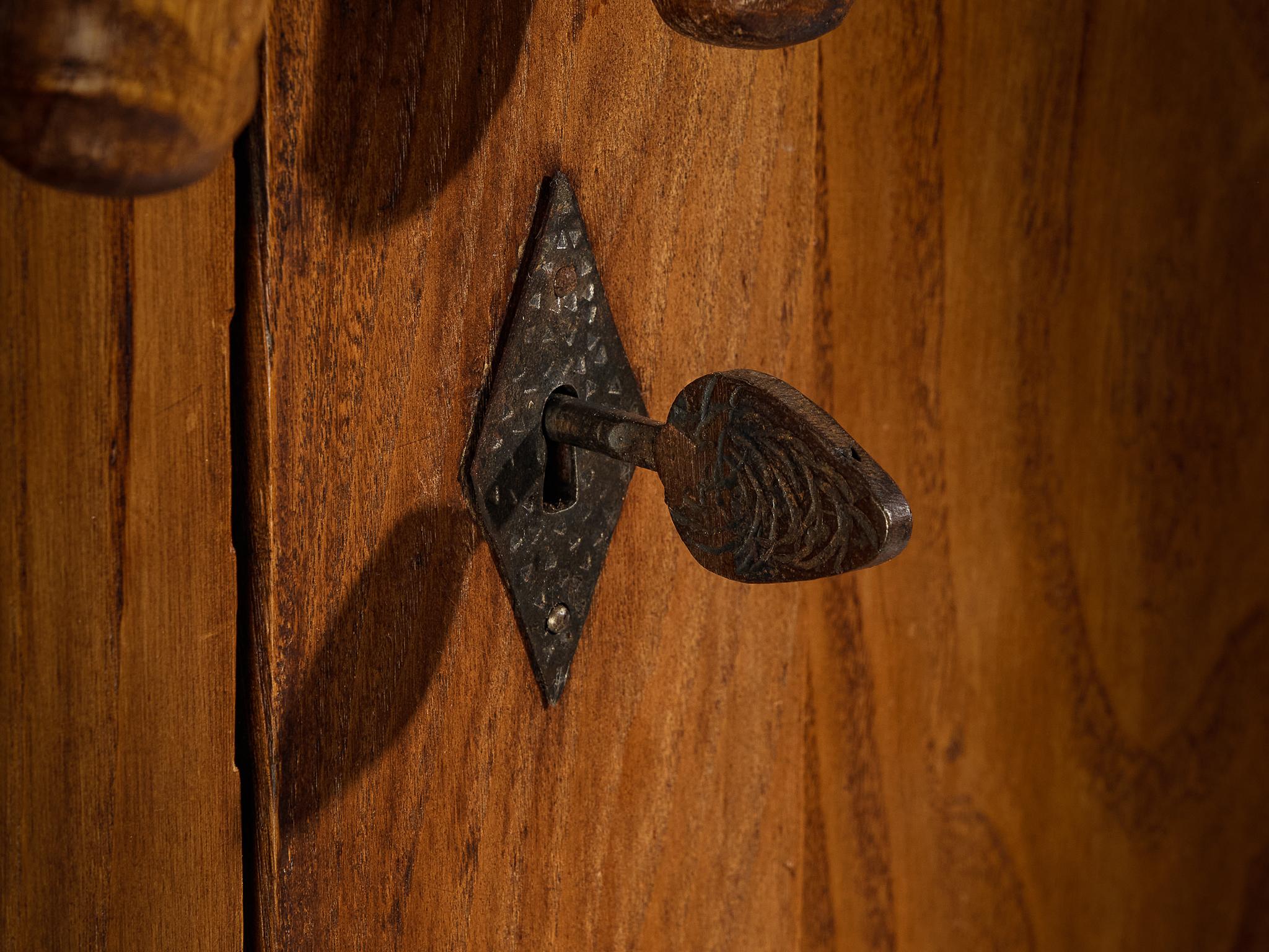 Ernesto Valabrega for Vittorio Valabrega Studio Large Highboard in Chestnut For Sale 3