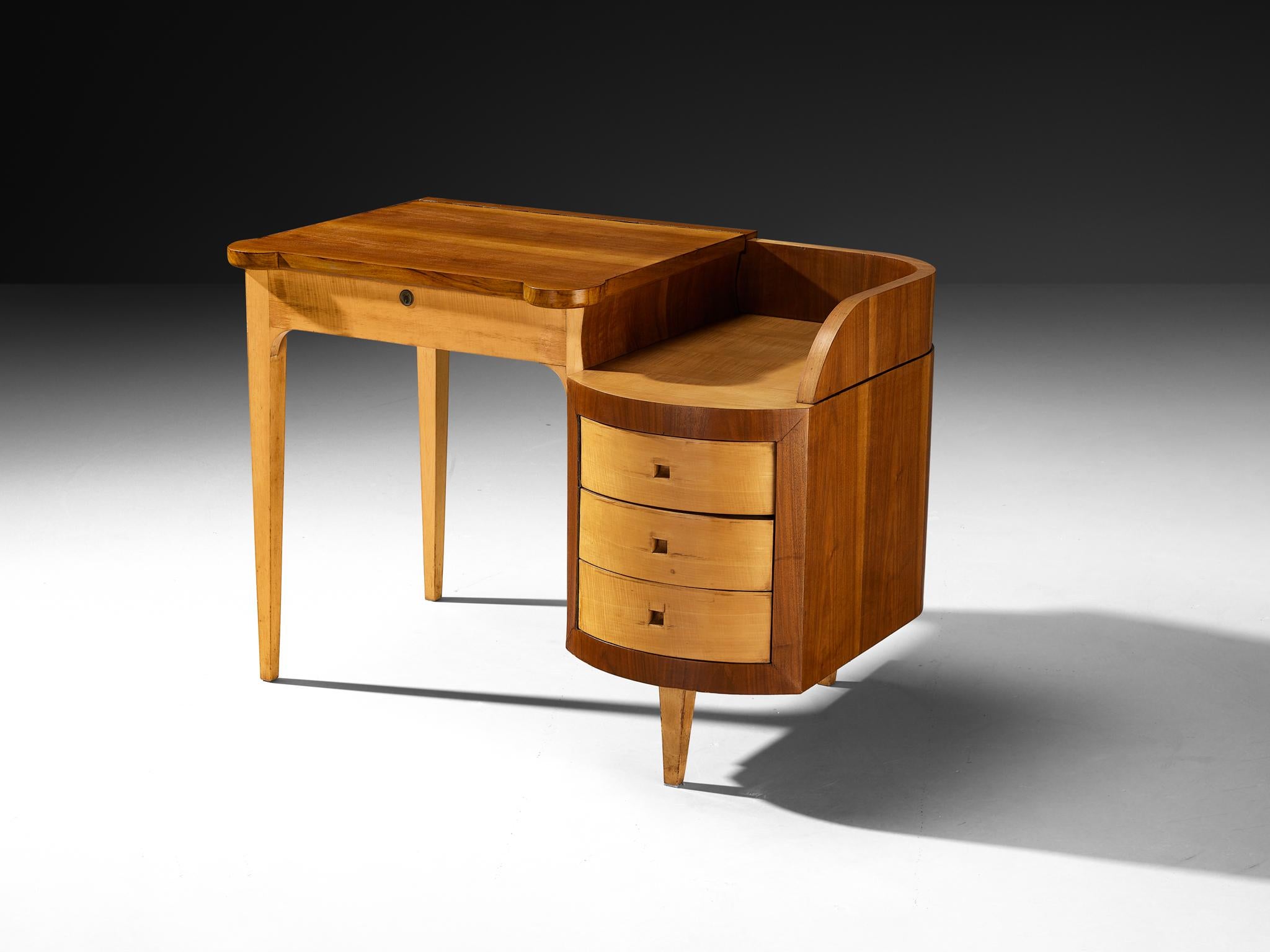 Studio Architettura Ambientazione Arredamento M.C. Magnani & A. Schieppati, vanity table, walnut, maple, mirrored glass, Milan, Italy, 1950s

This charming vanity table is a 1950s design conceived by Architettura Ambientazione Arredamento M.C.