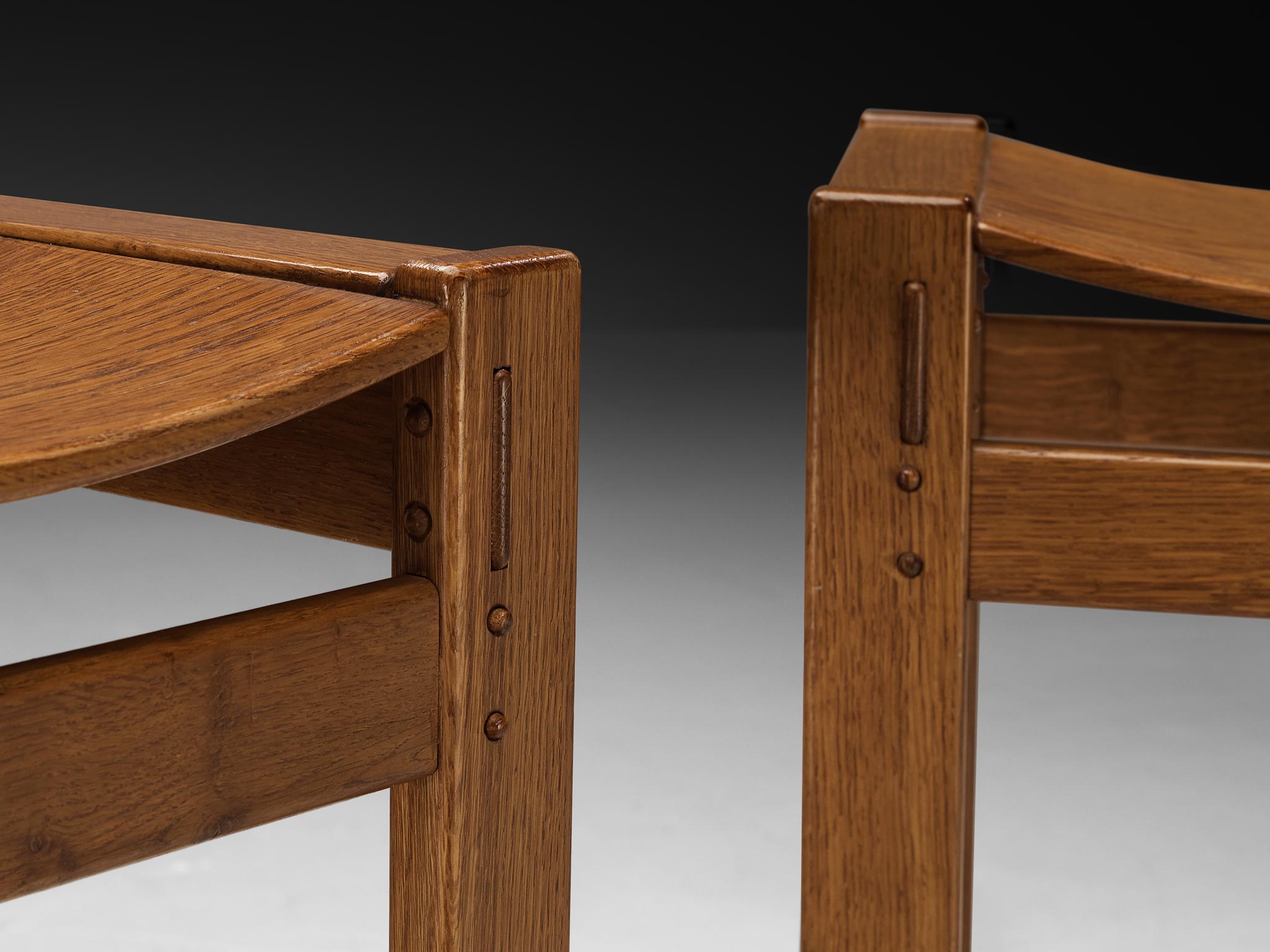 Mid-Century Modern Giuseppe Rivadossi for Officina Rivadossi Pair of High Bar Stools in Oak For Sale