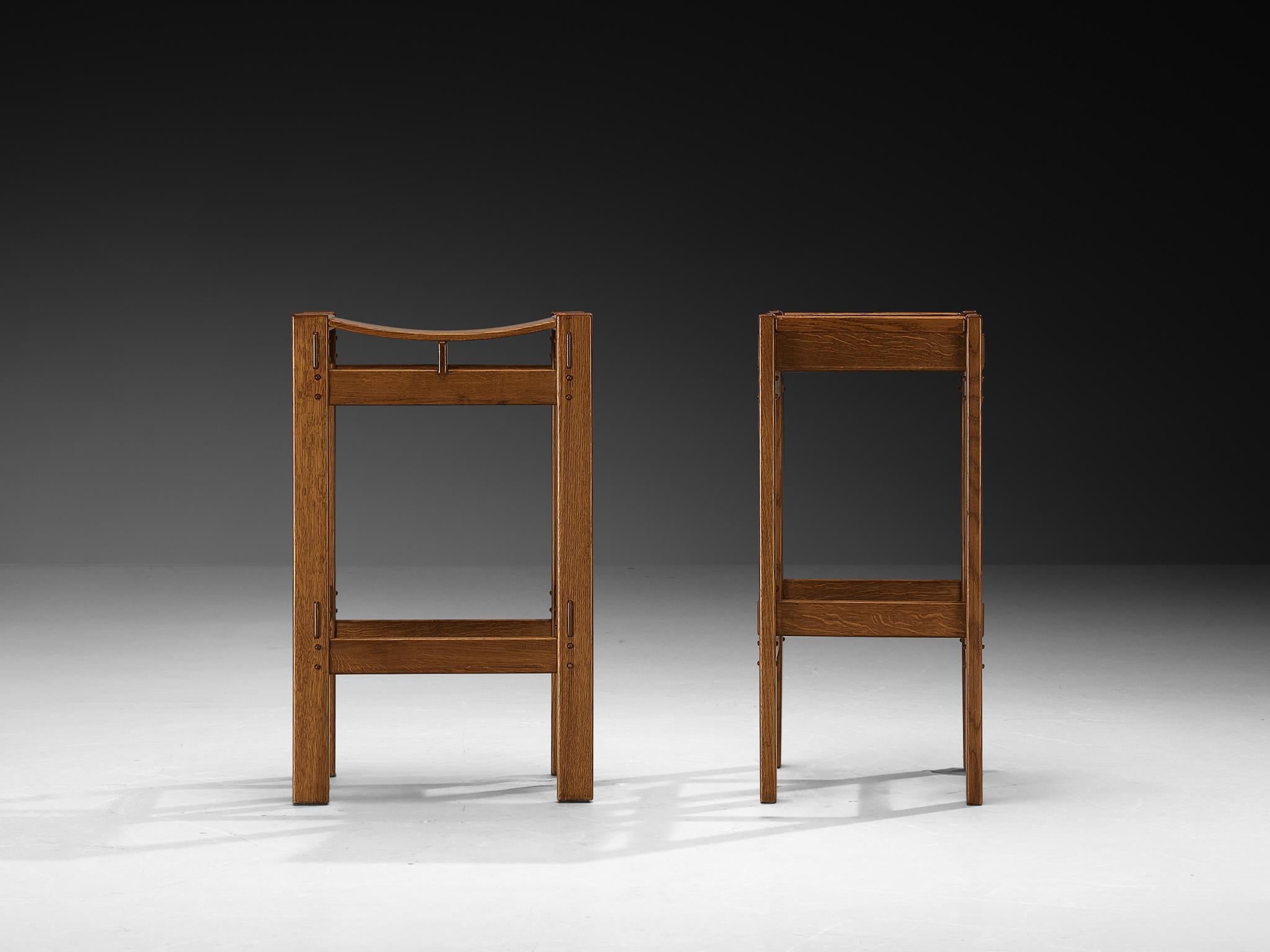 Giuseppe Rivadossi for Officina Rivadossi Pair of High Bar Stools in Oak In Good Condition For Sale In Waalwijk, NL