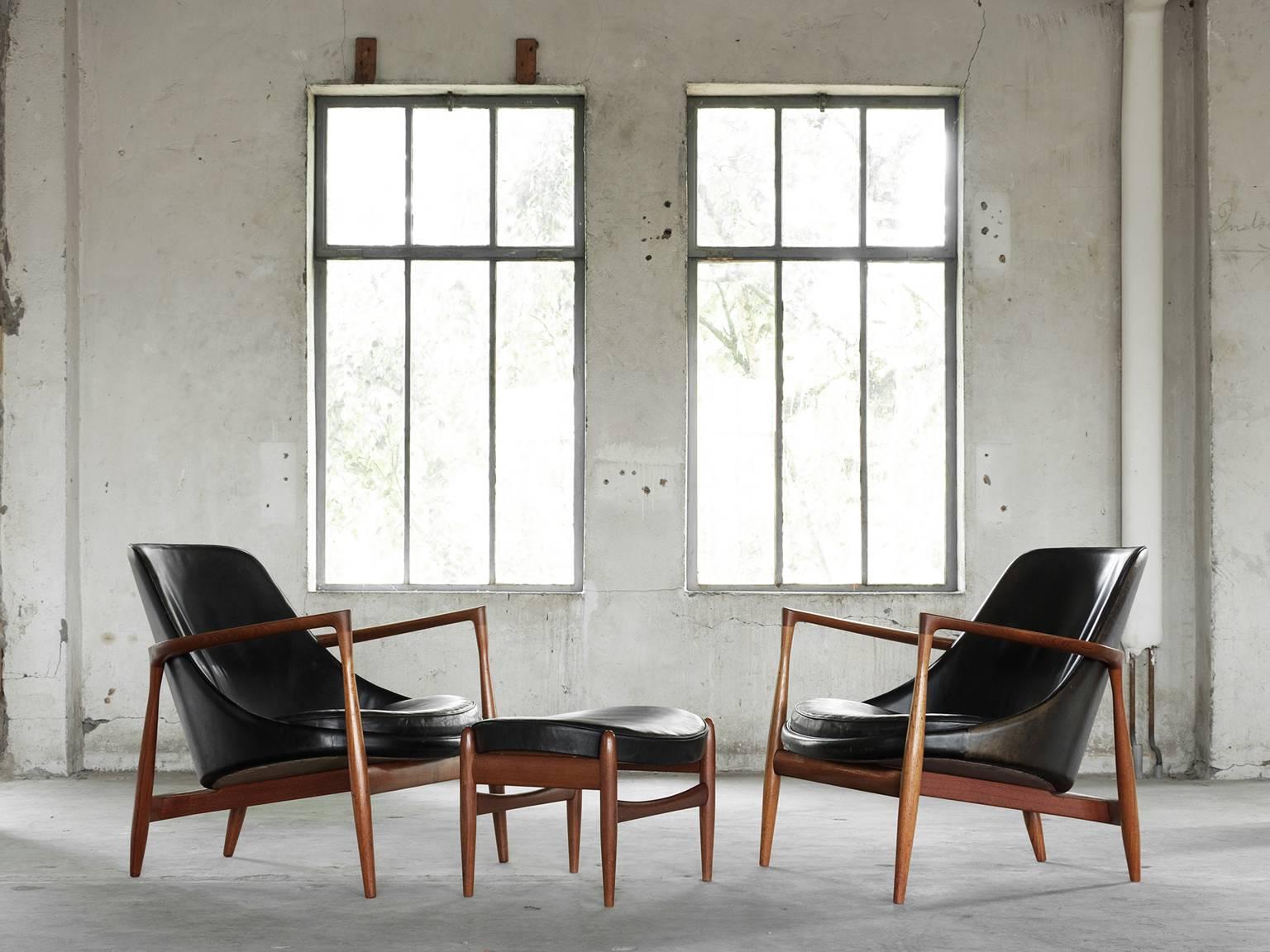 Scandinavian Modern Set of Two Elizabeth Chairs in Patinated Black Leather by Ib Kofod-Larsen