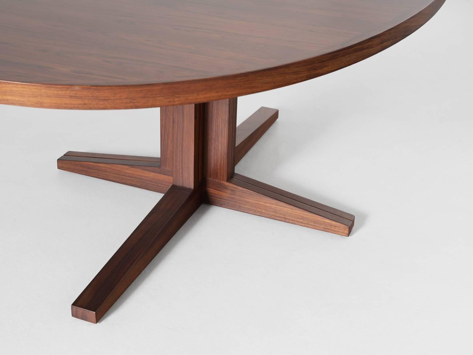 Scandinavian Extendable Oval Dining Table in Rosewood