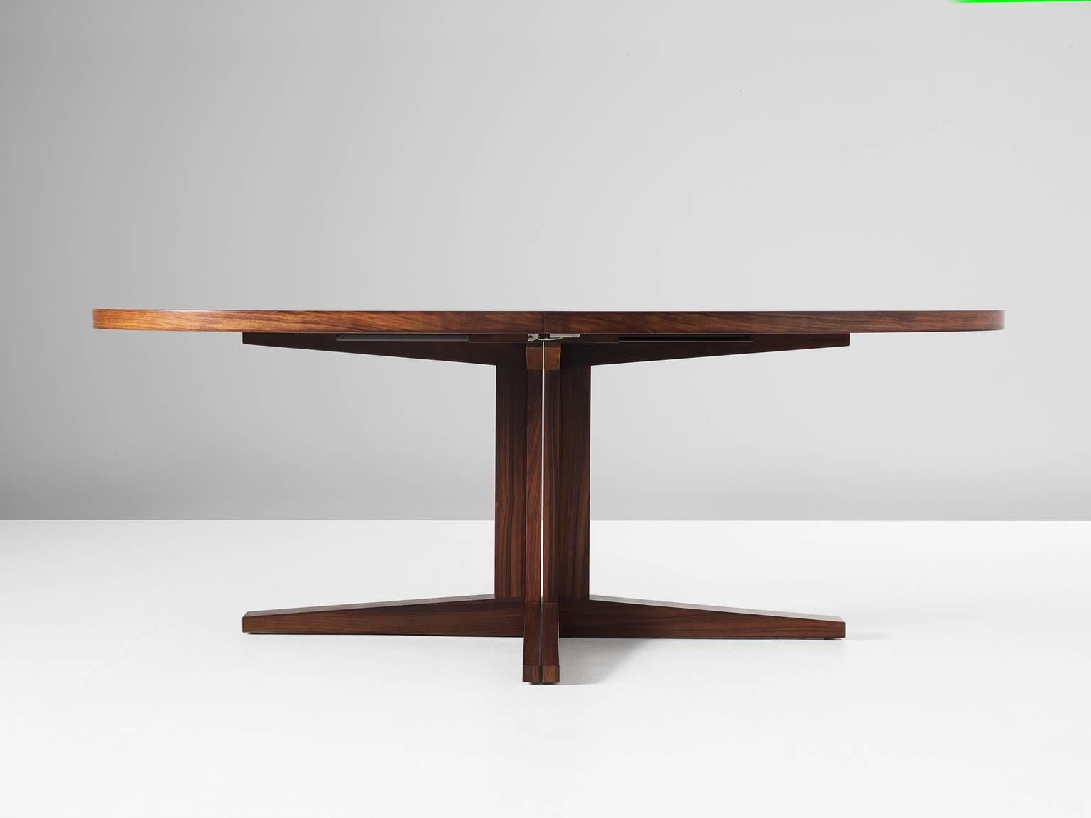 Scandinavian Modern Extendable Oval Dining Table in Rosewood