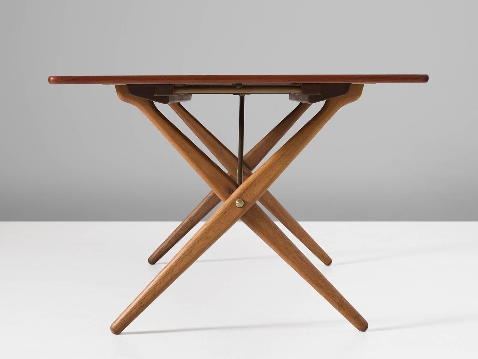 Mid-20th Century Hans J. Wegner AT309 Drop-Leaf Table for Andreas Tuck