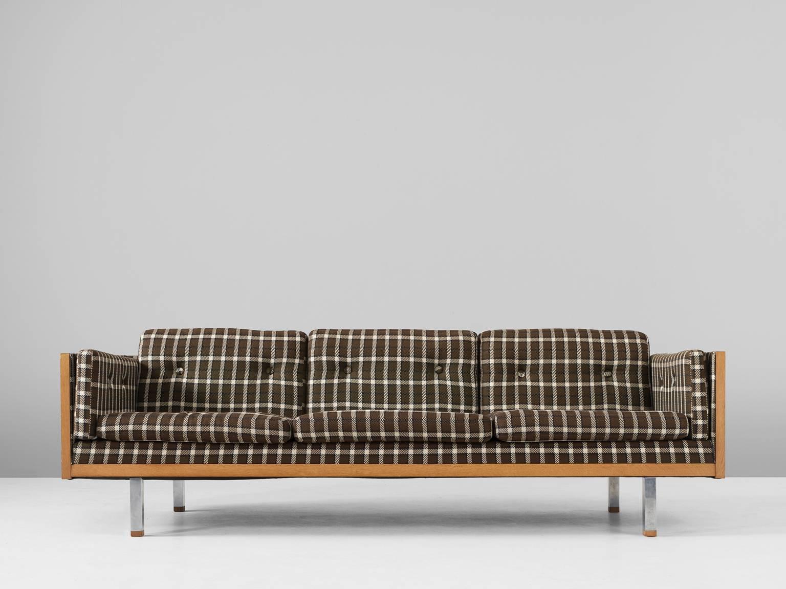 Scandinavian Three-Seat Sofa in Oak and Checkered Upholstery In Good Condition In Waalwijk, NL