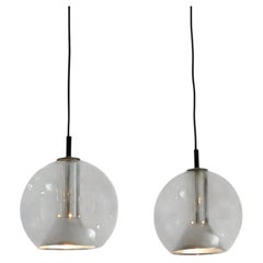 Anuncio especial para D. - 4 colgantes «Globe» de Frank Ligtelijn para RAAK