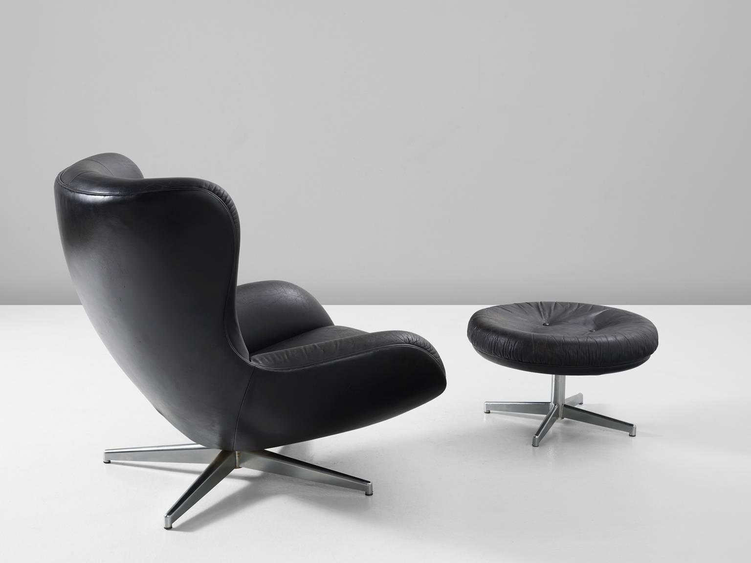 Mid-Century Modern Illum Wikkelsø Lounge Chair and Ottoman in Black Leather