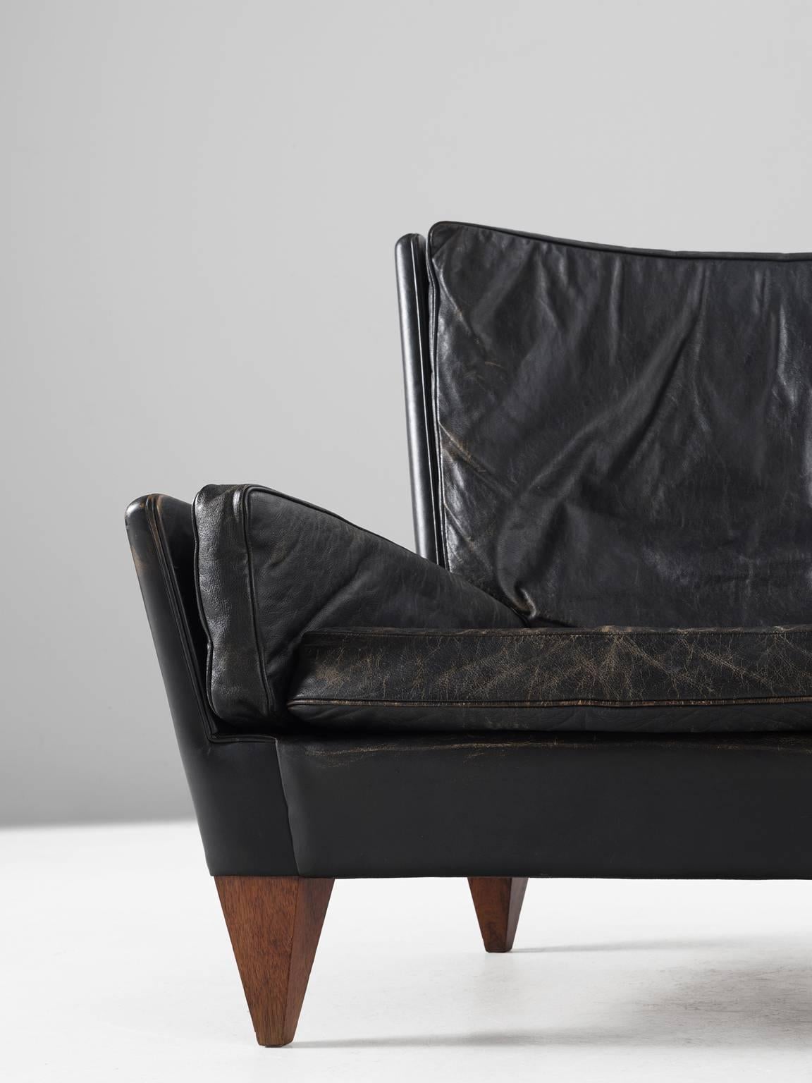 Mid-20th Century Illum Wikkelsø Pair of Black Leather 'Pyramid' Lounge Chairs