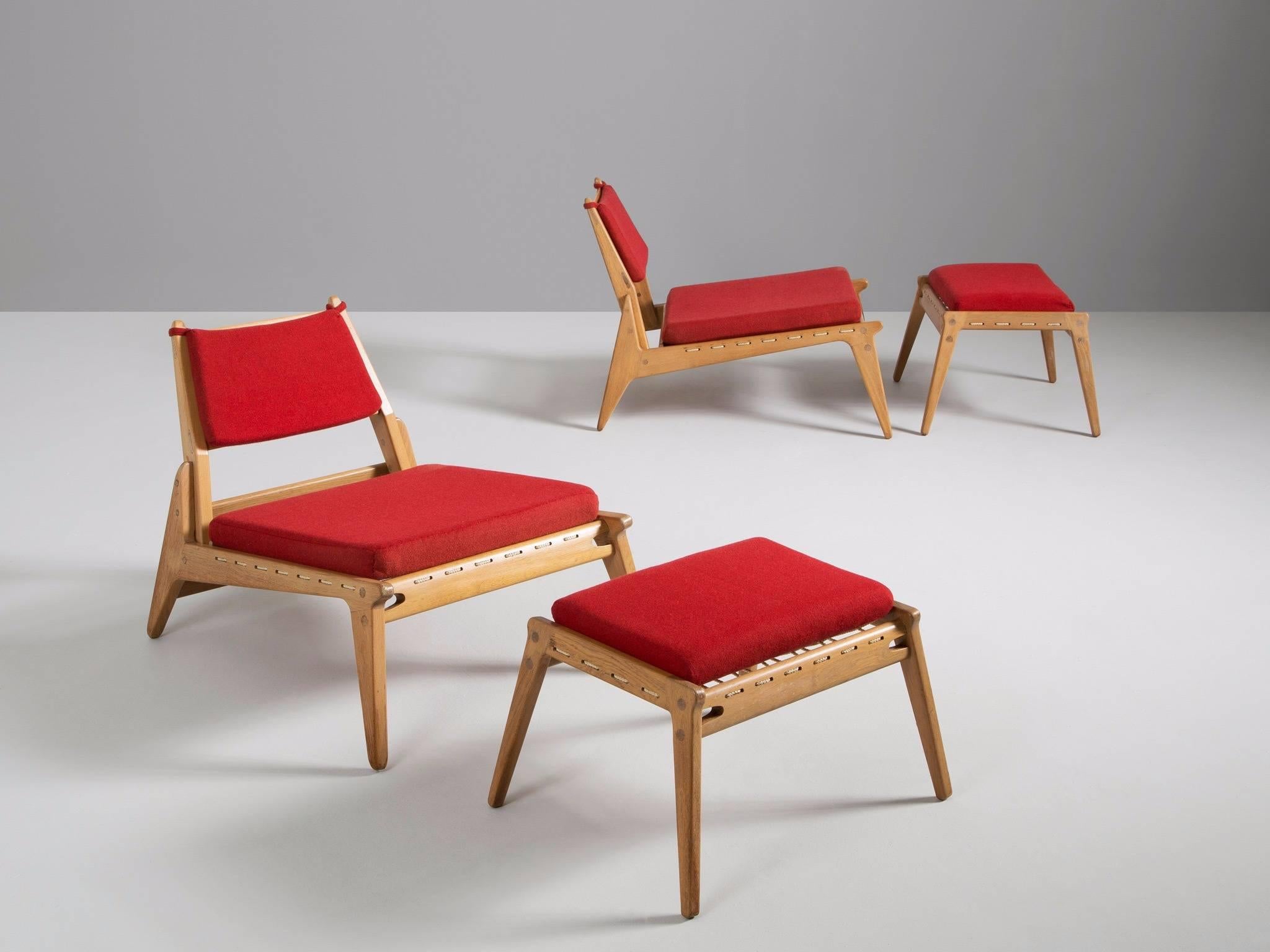 Mid-Century Modern Pair of Mid-Century Easy Chairs in Oak and Red Fabric Upholstery