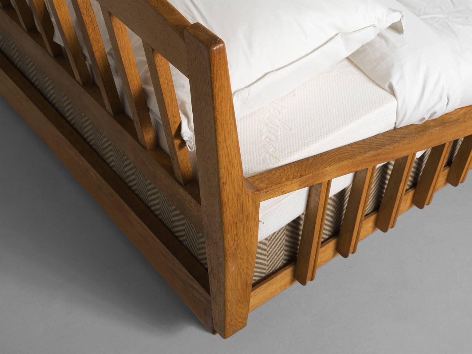 Mid-20th Century Guillerme & Chambron Art Deco Bed in Solid Oak