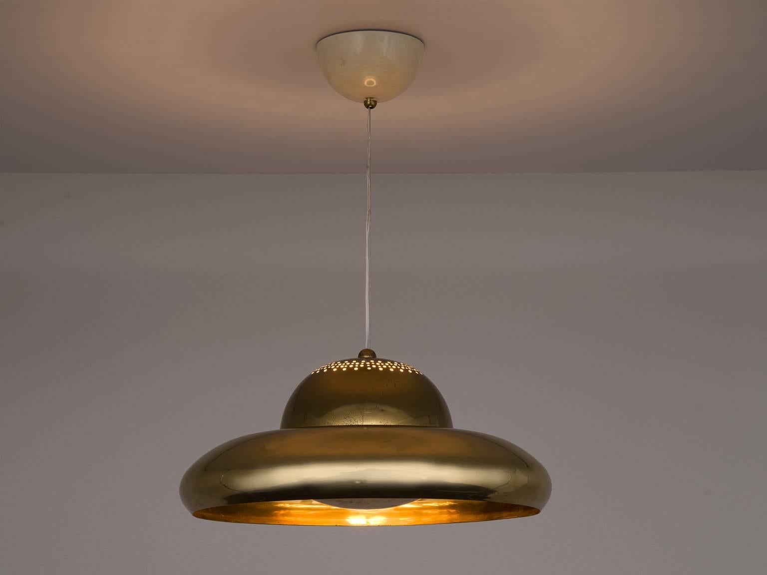 Afra and Tobia Scarpa for B&B Italia, Italy, pendants 'Fior di Loto’ model, brass, manufactured by Flos, 1963.

This lamp combines the Classic lampshade with playful postwar Italian design. The lamp is lovingly named the 'fior di loto', meaning