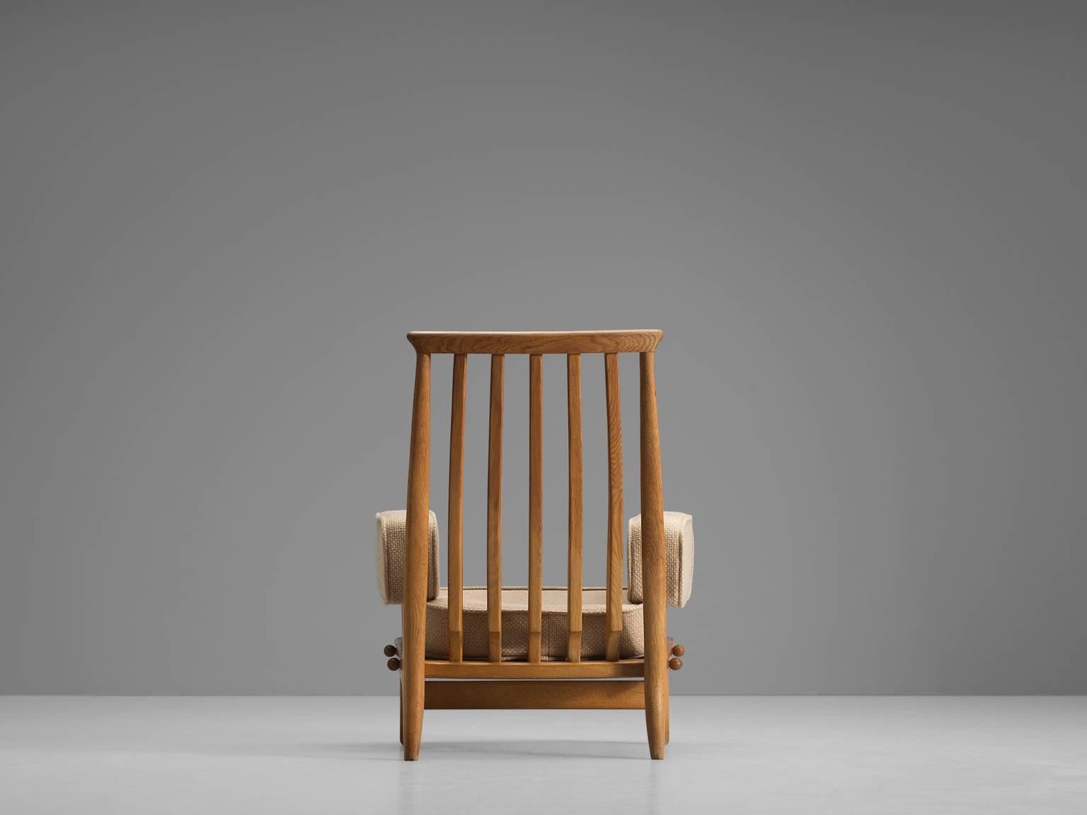 Guillerme & Chambron Carved Oak Lounge Chair, 1950s In Good Condition In Waalwijk, NL
