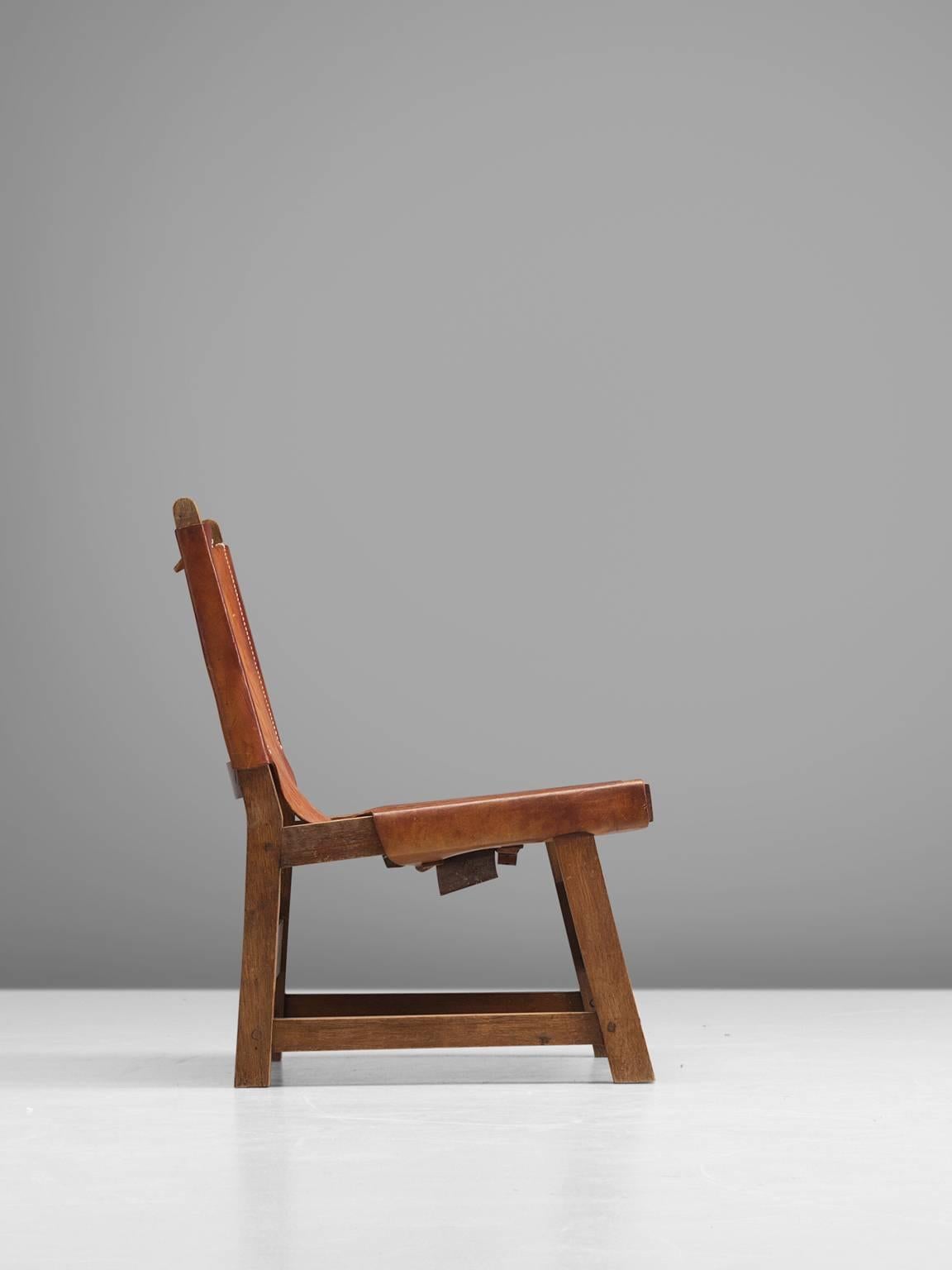 Mid-20th Century Danish Hunting Chair with Patinated Cognac Leather 