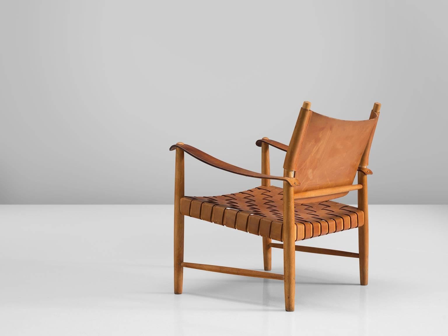 Danish Cognac Leather Safari Chair, 1950s In Good Condition In Waalwijk, NL